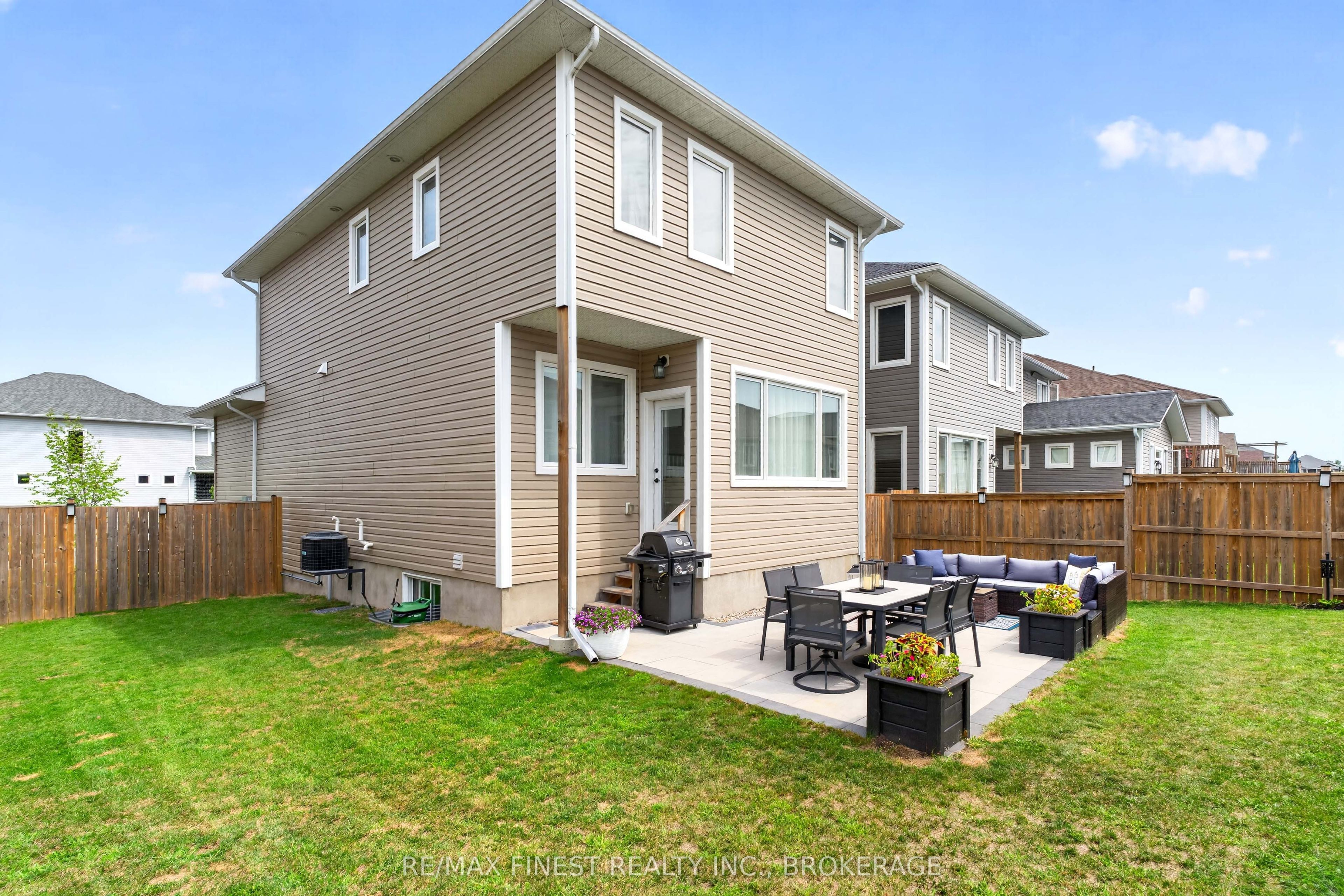524 Beth Crescent Property Photo 44