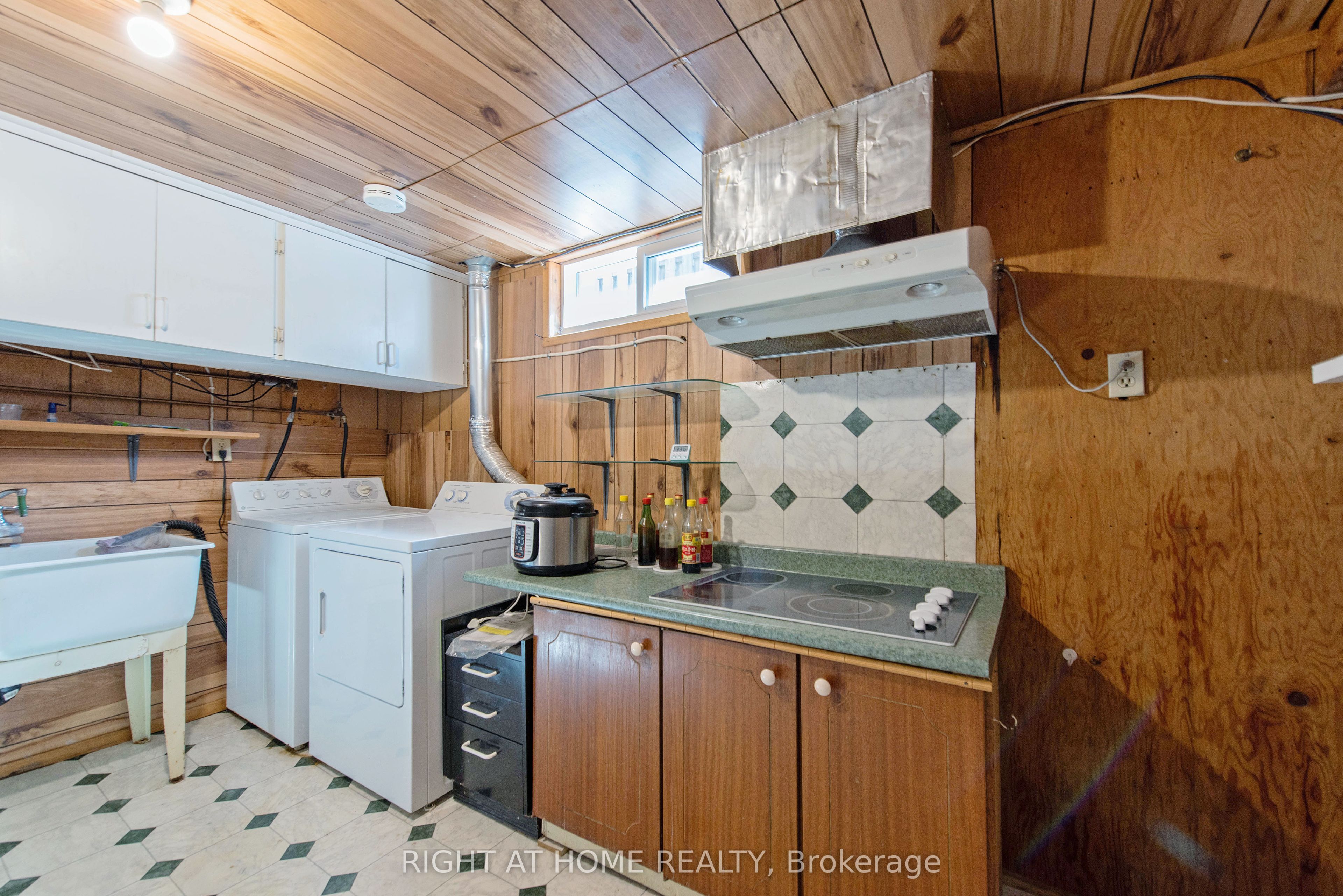 69 Alayne Crescent Property Photo 36
