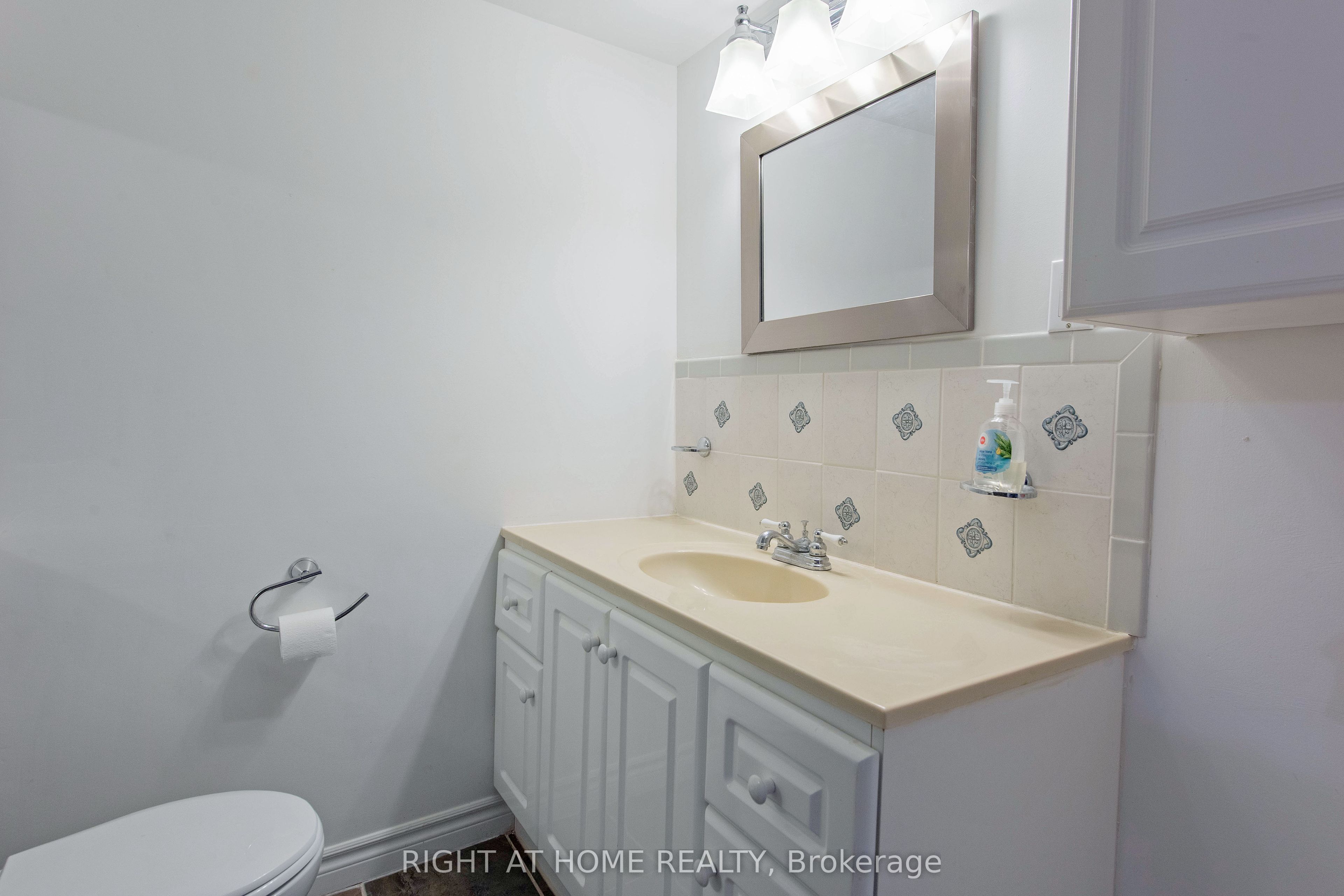 69 Alayne Crescent Property Photo 31