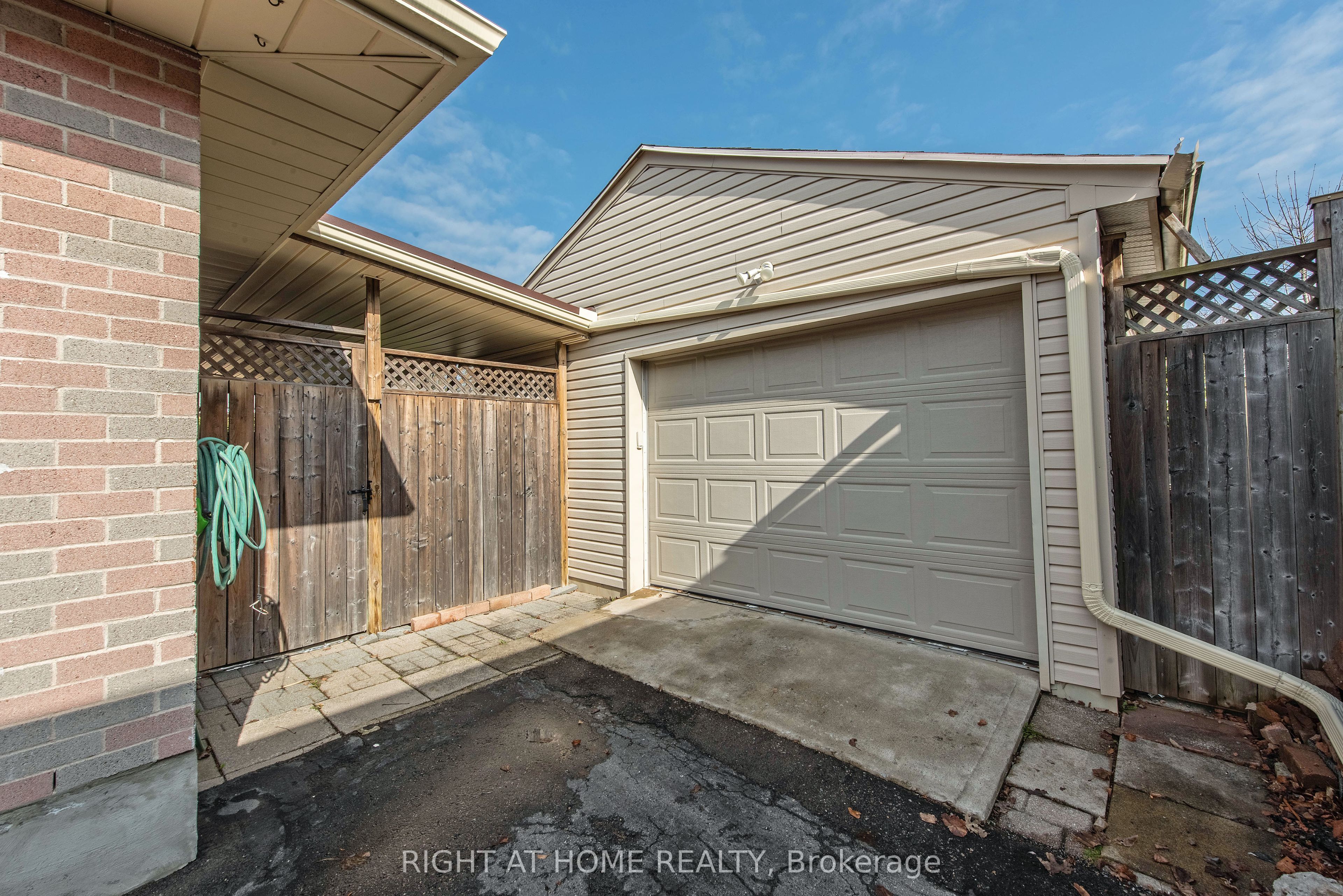 69 Alayne Crescent Property Photo 39