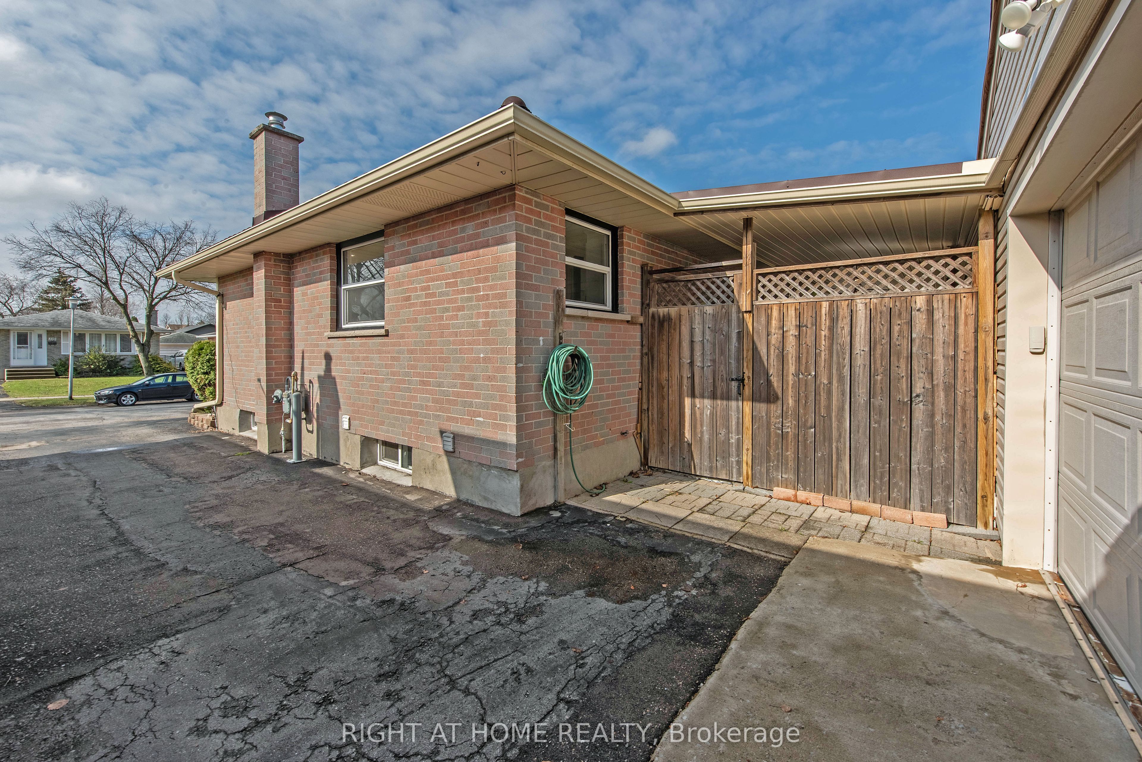 69 Alayne Crescent Property Photo 40