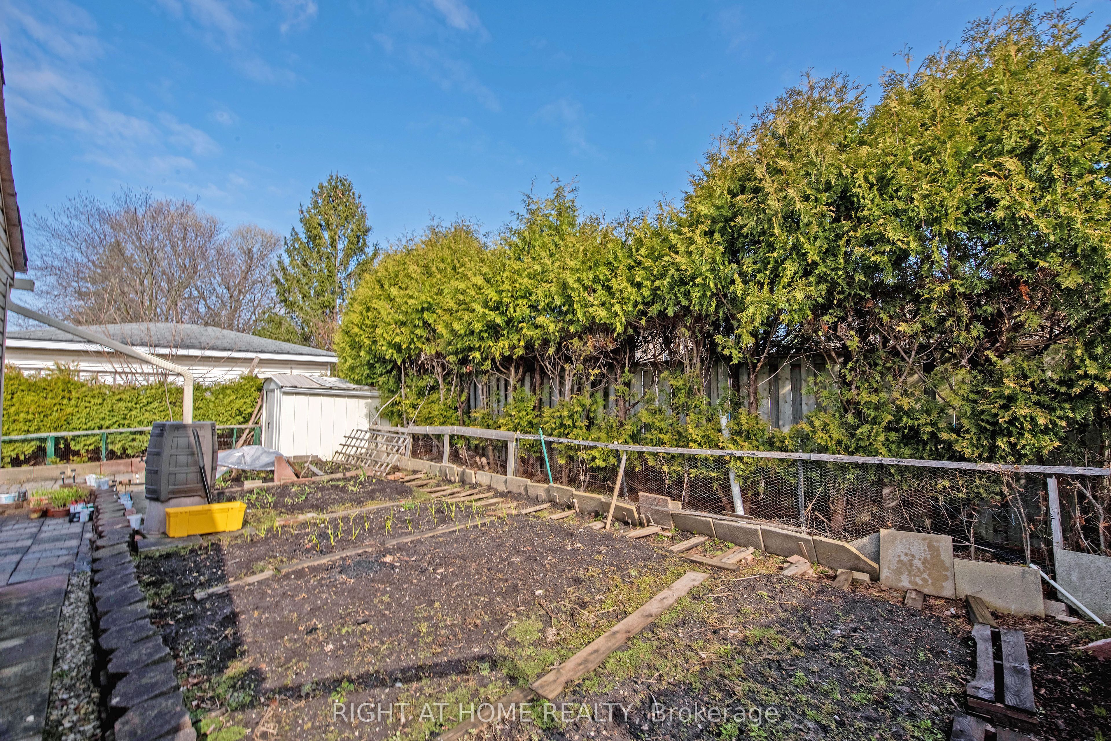 69 Alayne Crescent Property Photo 46