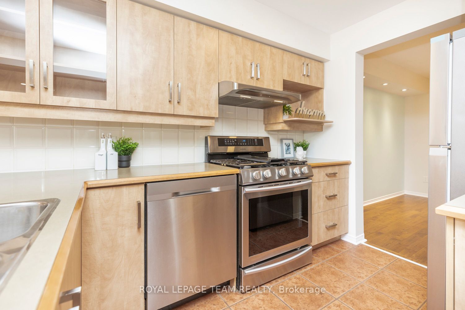 25 Kirkstone Private Property Photo 17