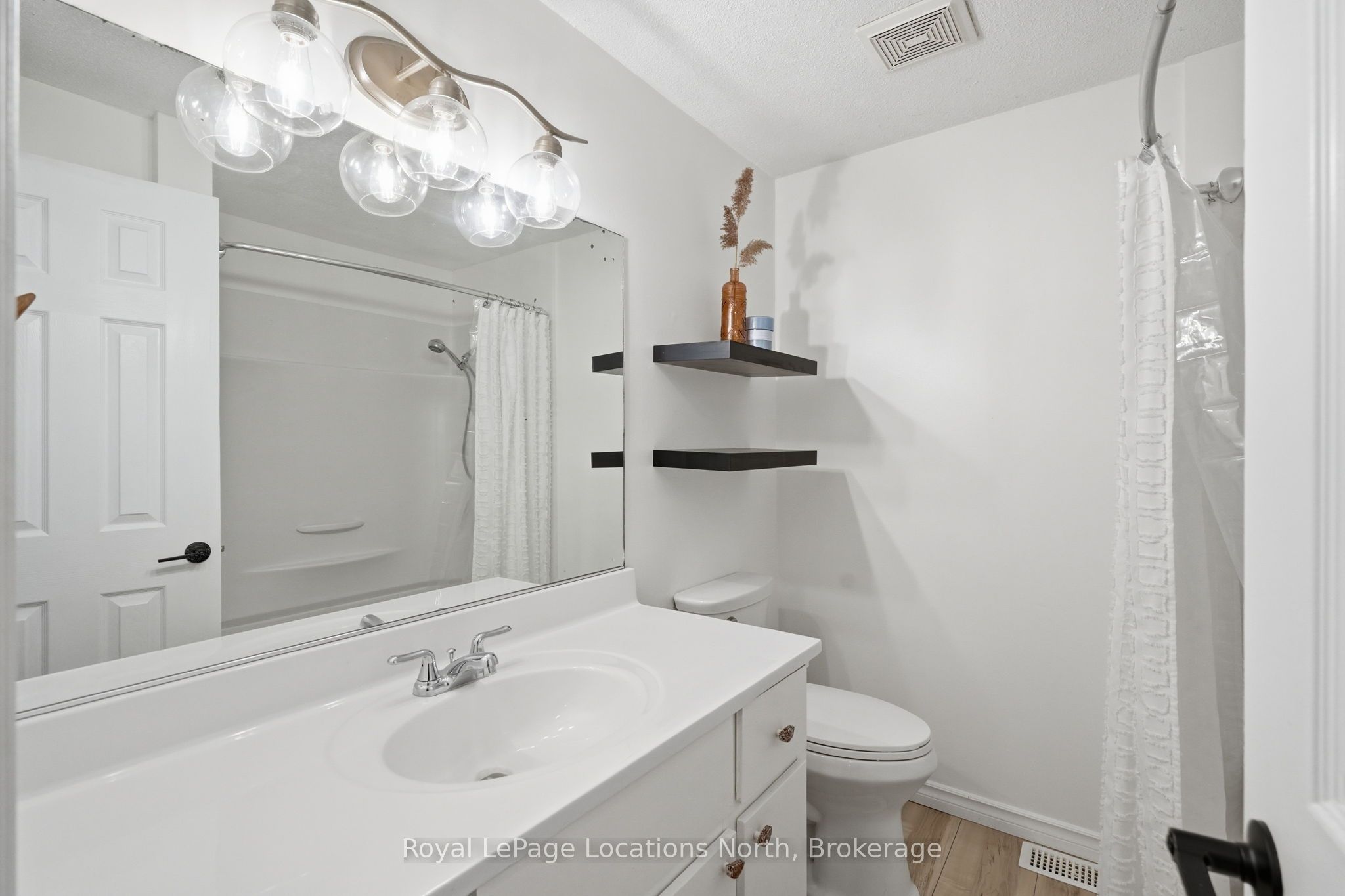 2595 6th Avenue W Property Photo 20