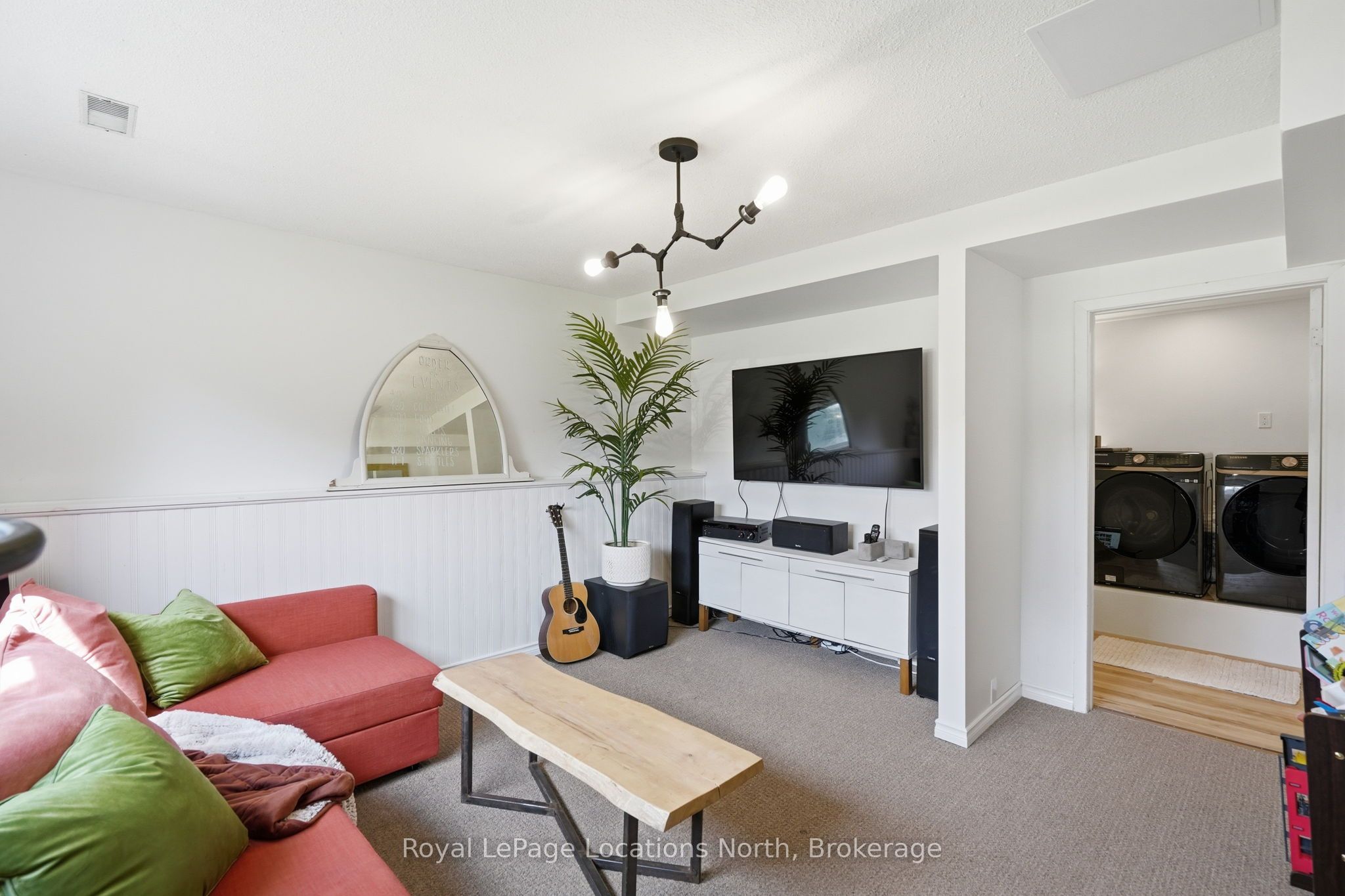 2595 6th Avenue W Property Photo 27