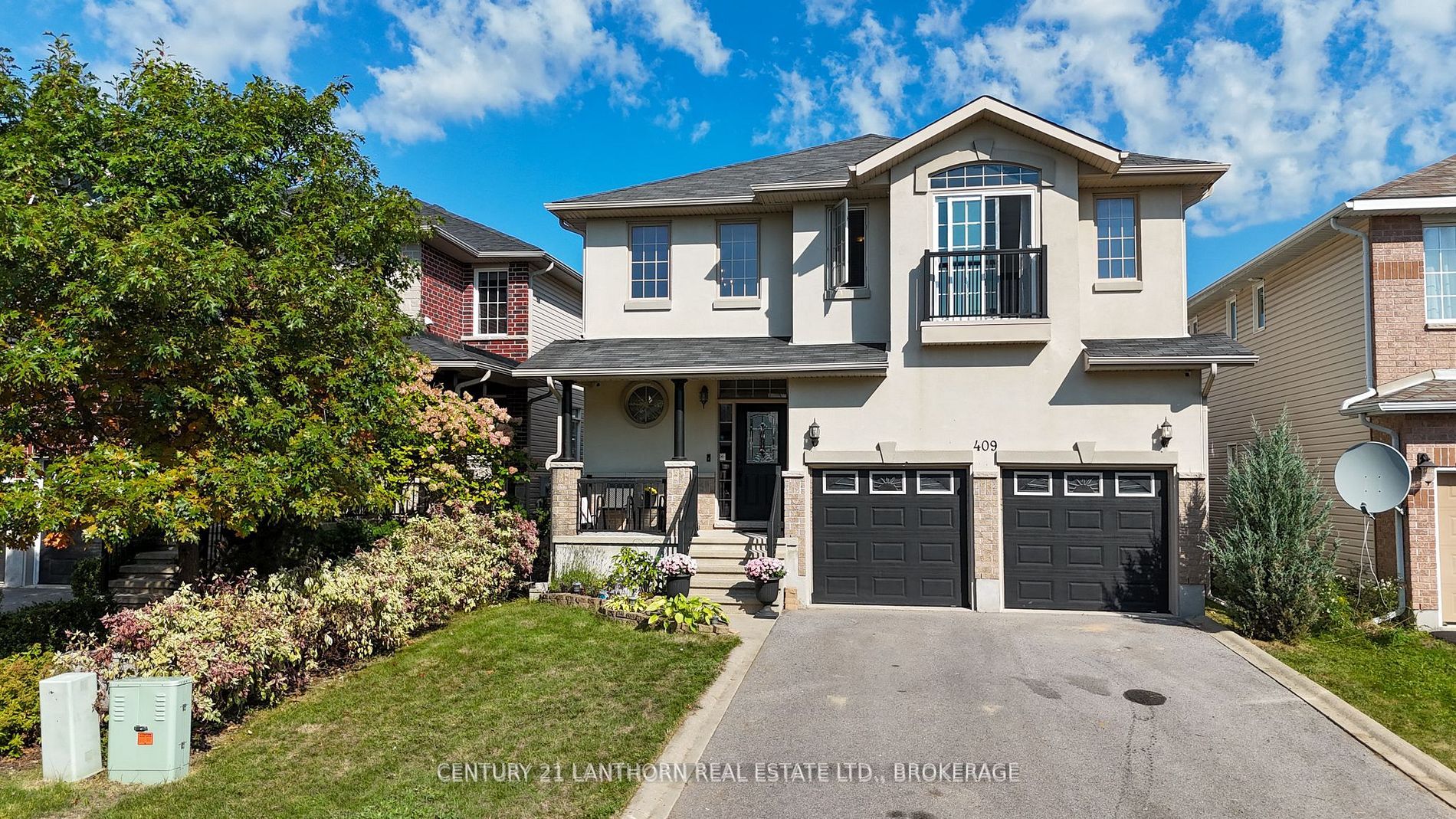 409 Cavendish Crescent Property Photo 4
