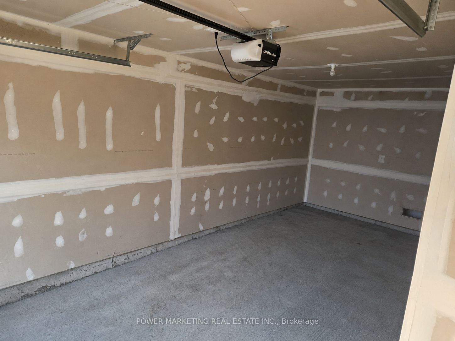 243 Atima Circle Property Photo 26