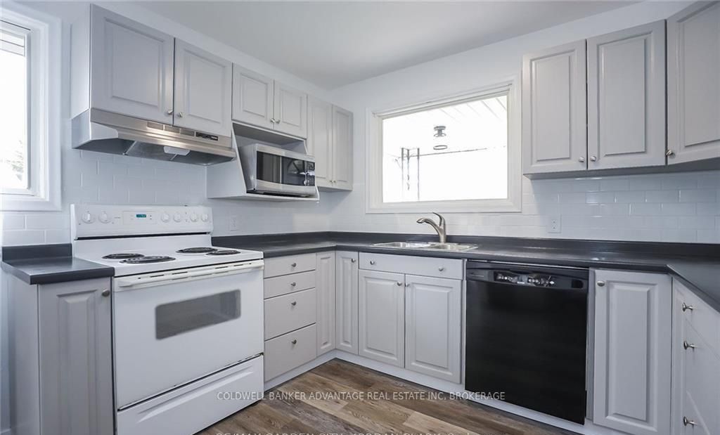 55 Kent Street Property Photo 6