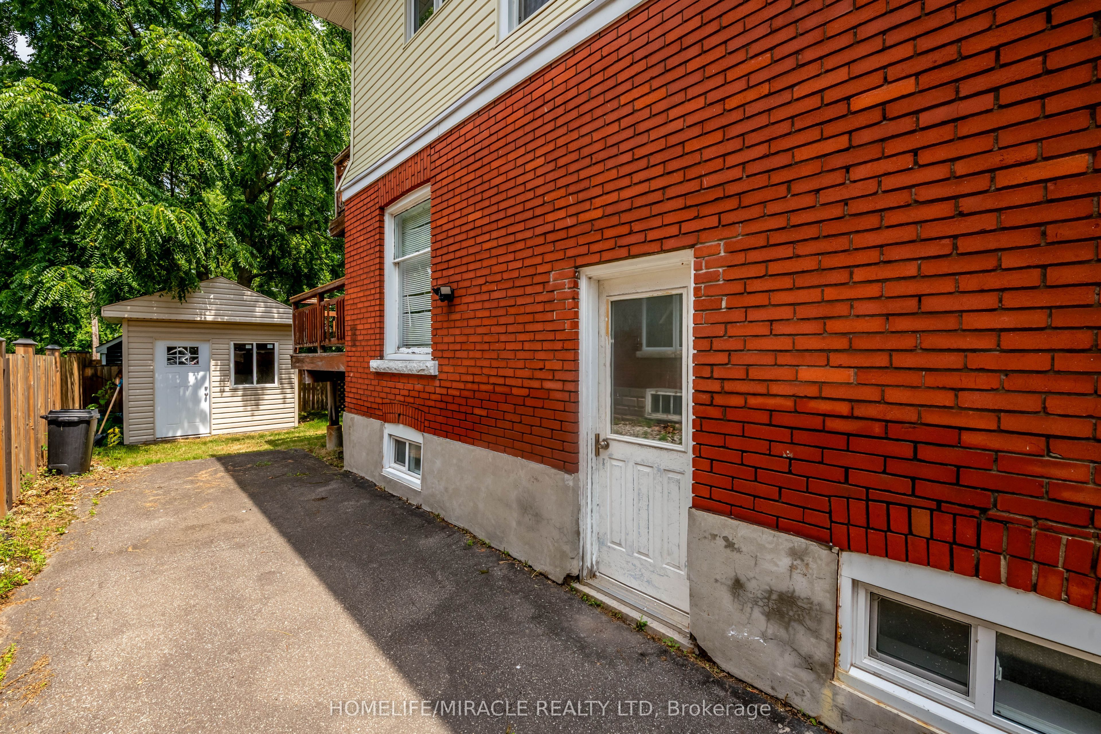 4975 Mcrae Street 1 Property Photo 10