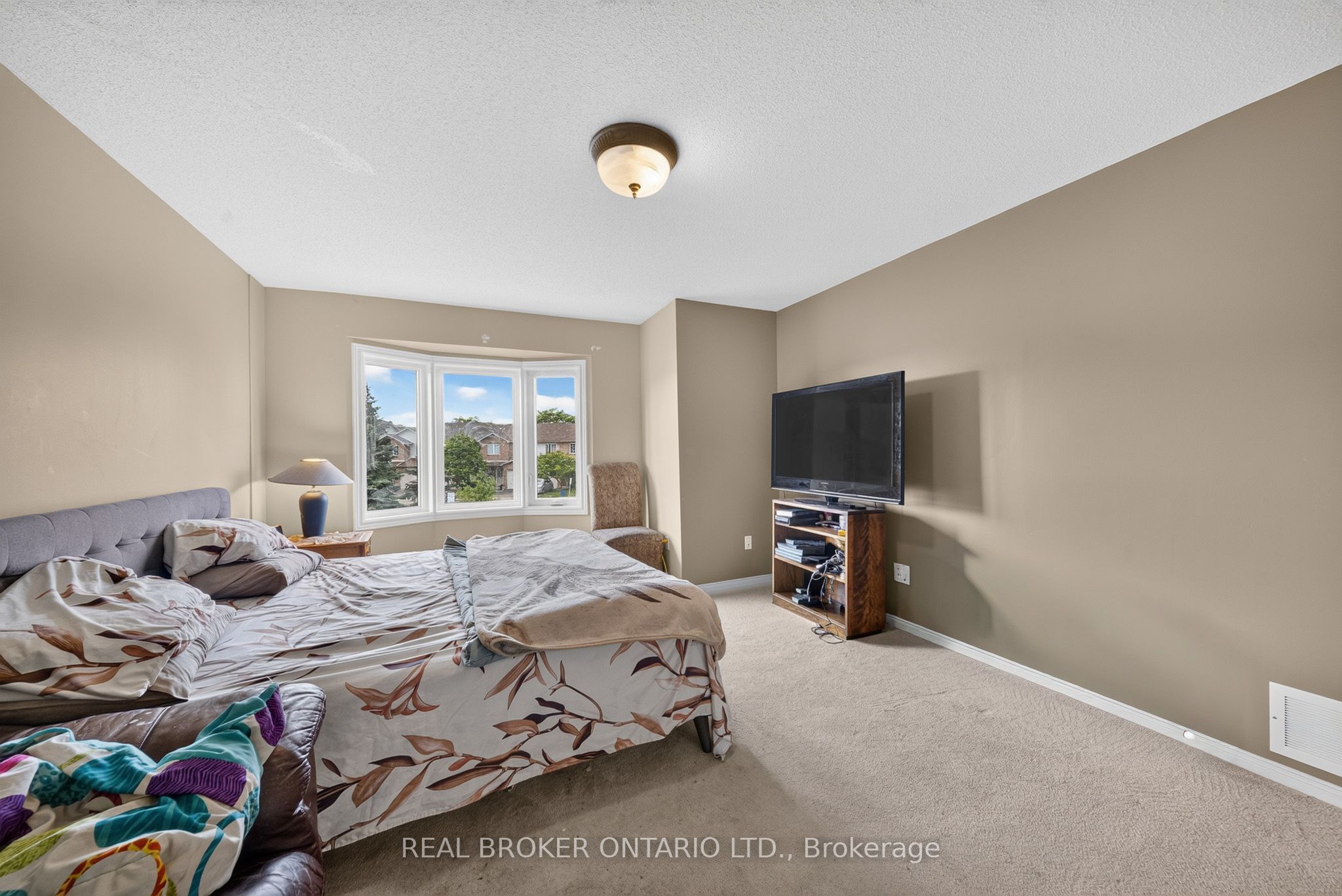 800 Paramount Drive 77 Property Photo 16