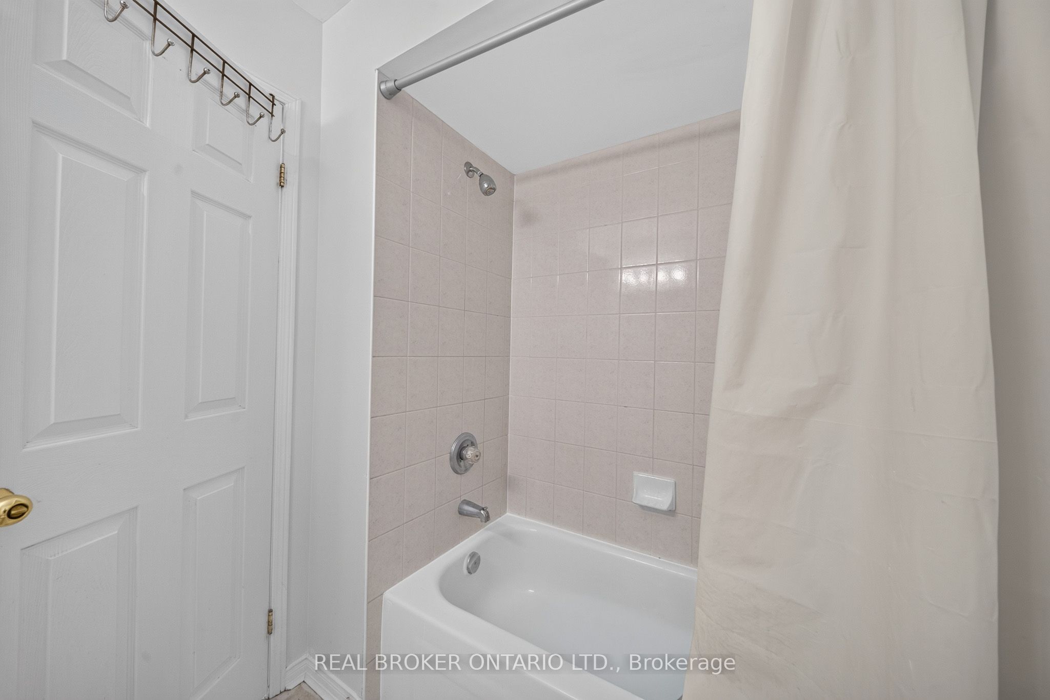 800 Paramount Drive 77 Property Photo 23