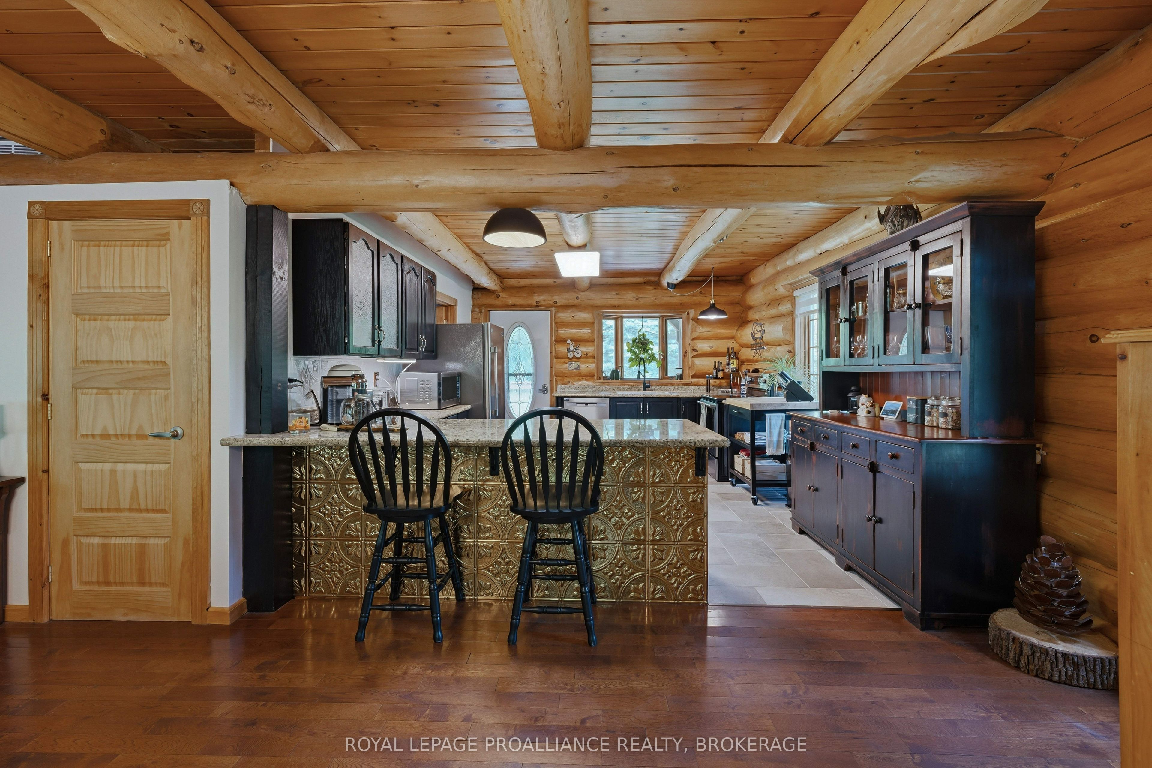 156 Darlingside Drive Property Photo 7