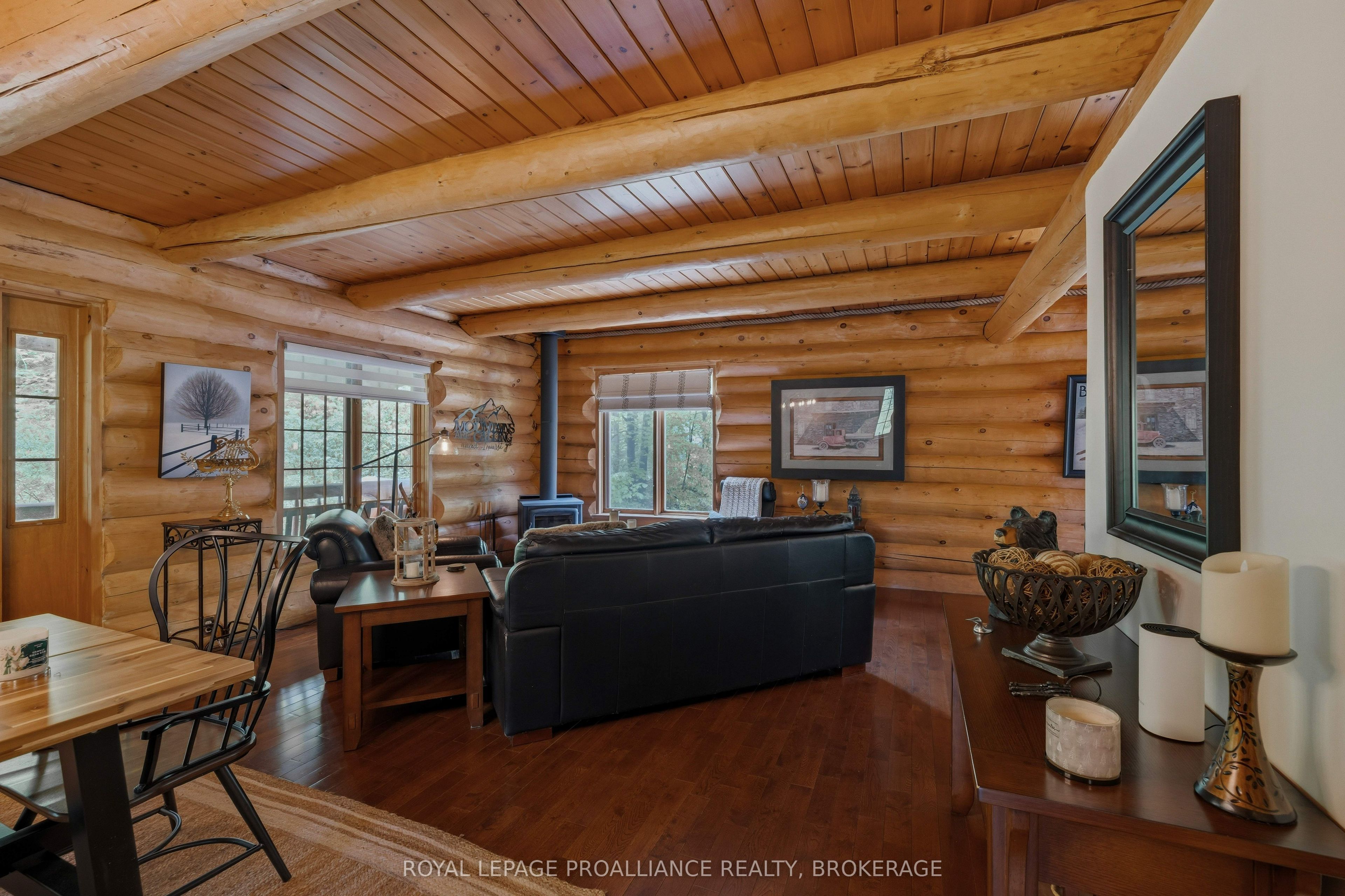 156 Darlingside Drive Property Photo 9