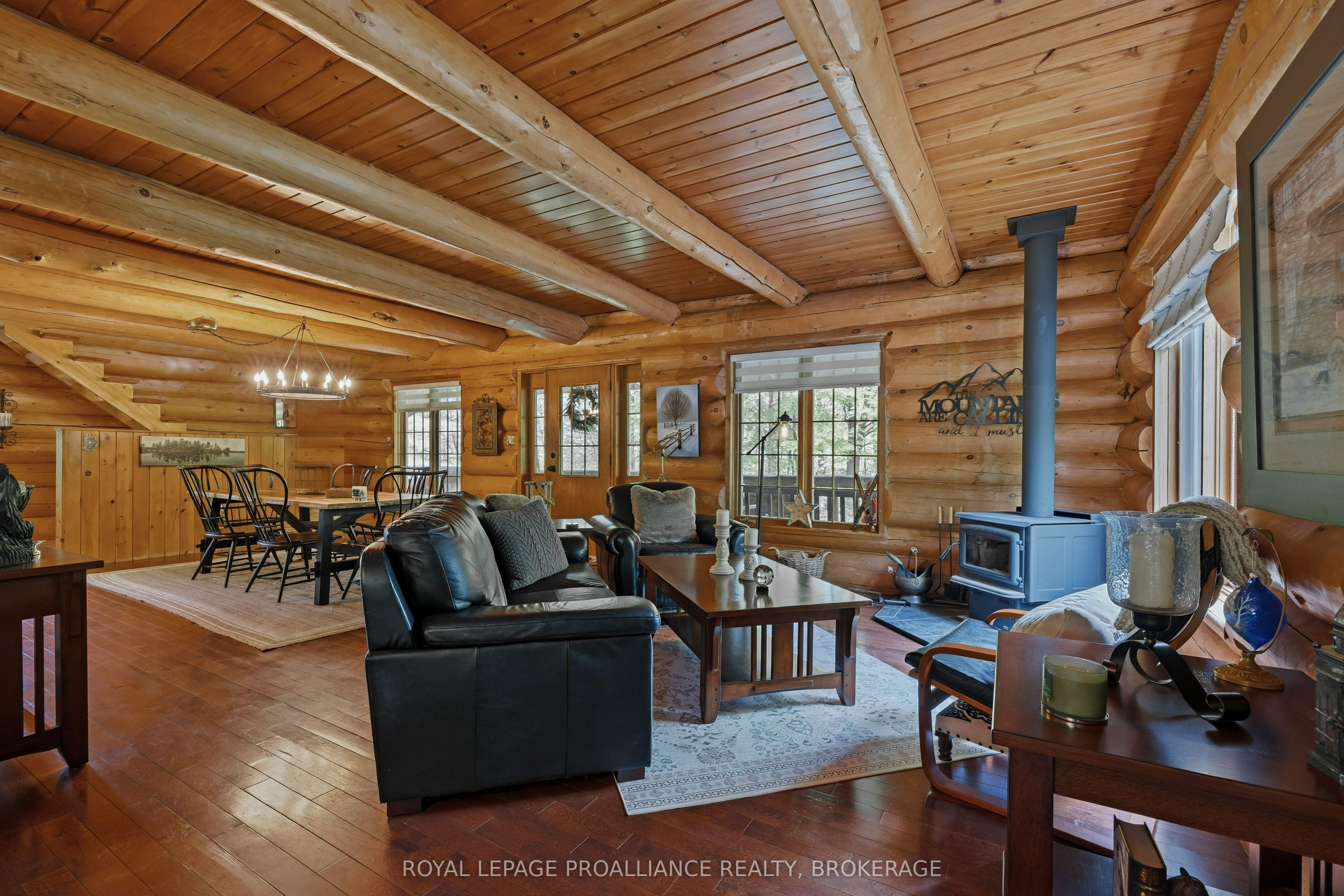 156 Darlingside Drive Property Photo 10