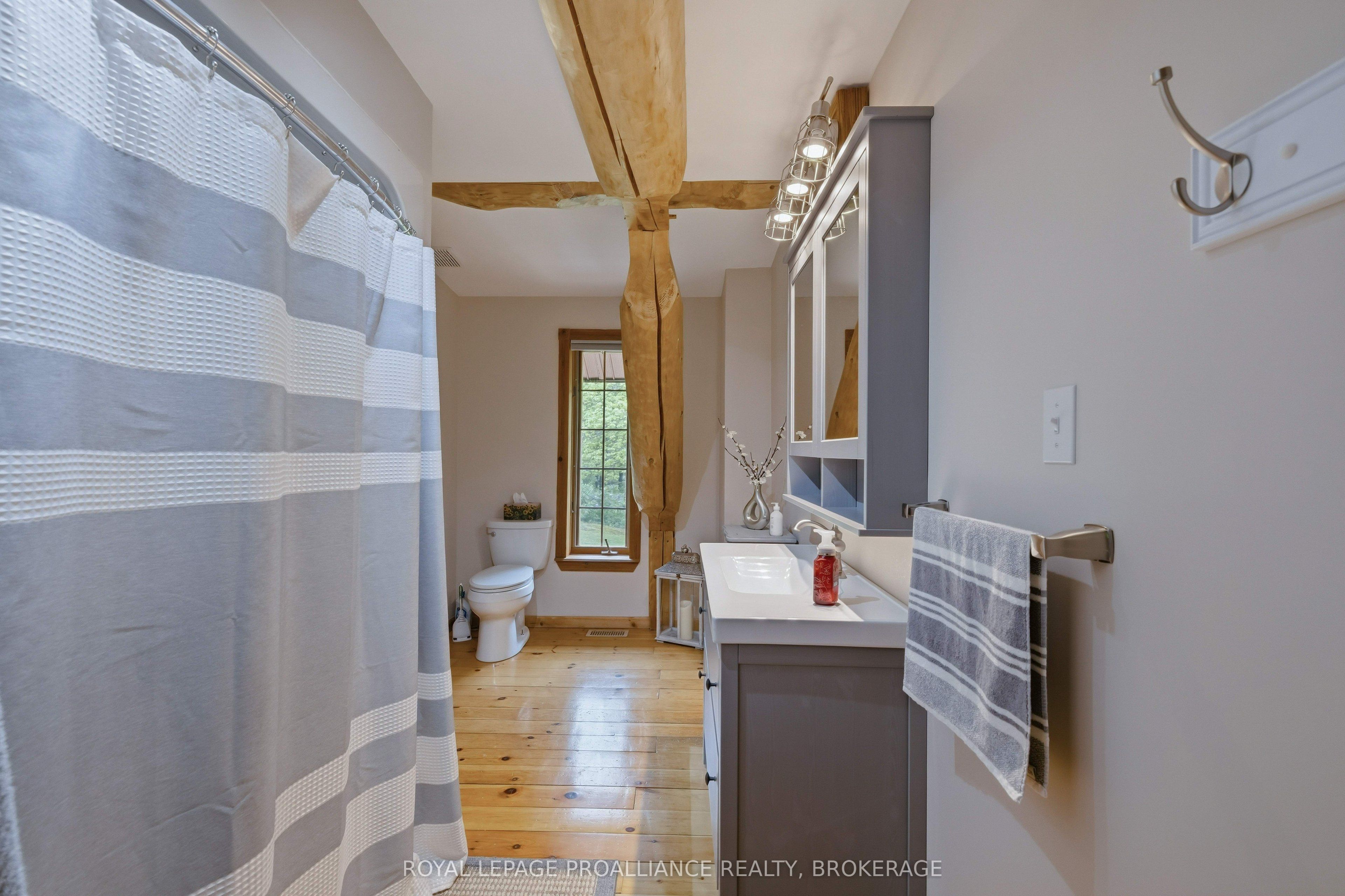 156 Darlingside Drive Property Photo 21