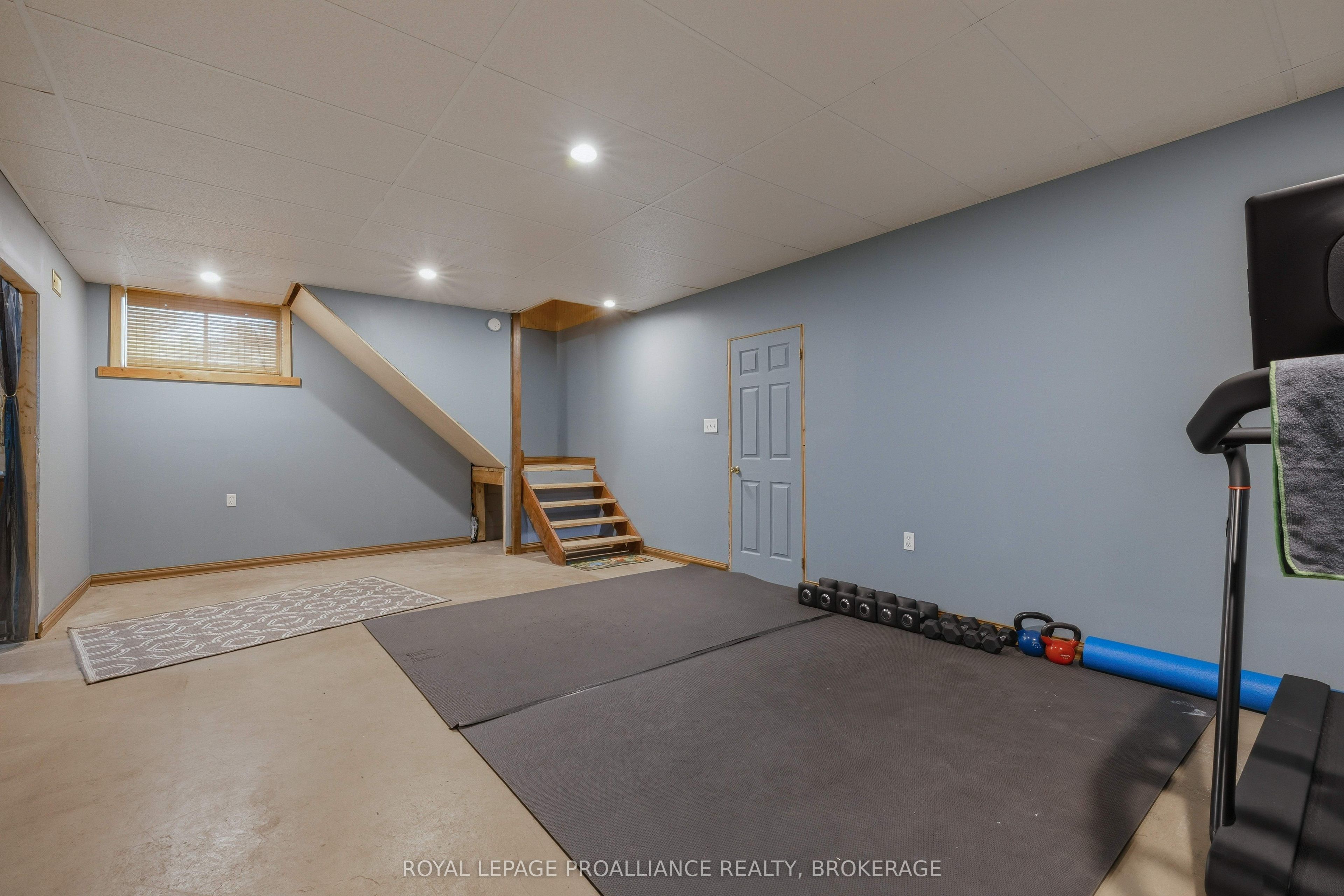 156 Darlingside Drive Property Photo 27