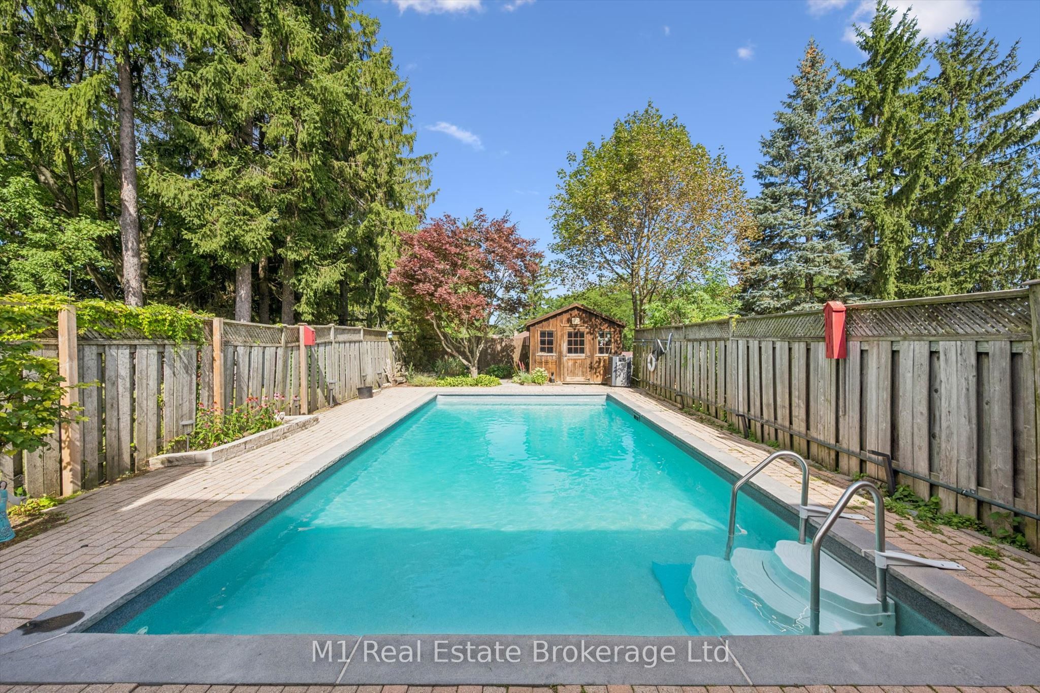567 Willow Road Property Photo 2