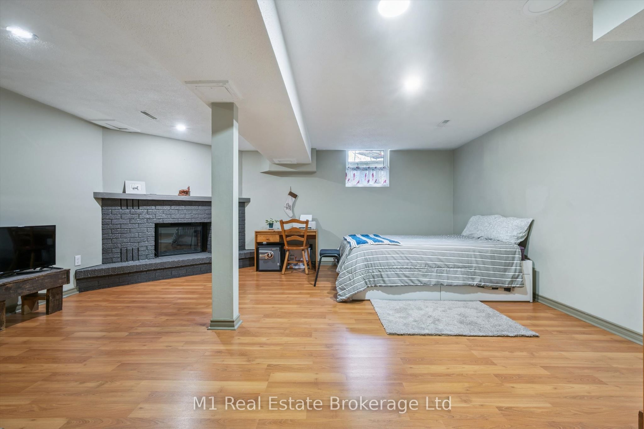 567 Willow Road Property Photo 29