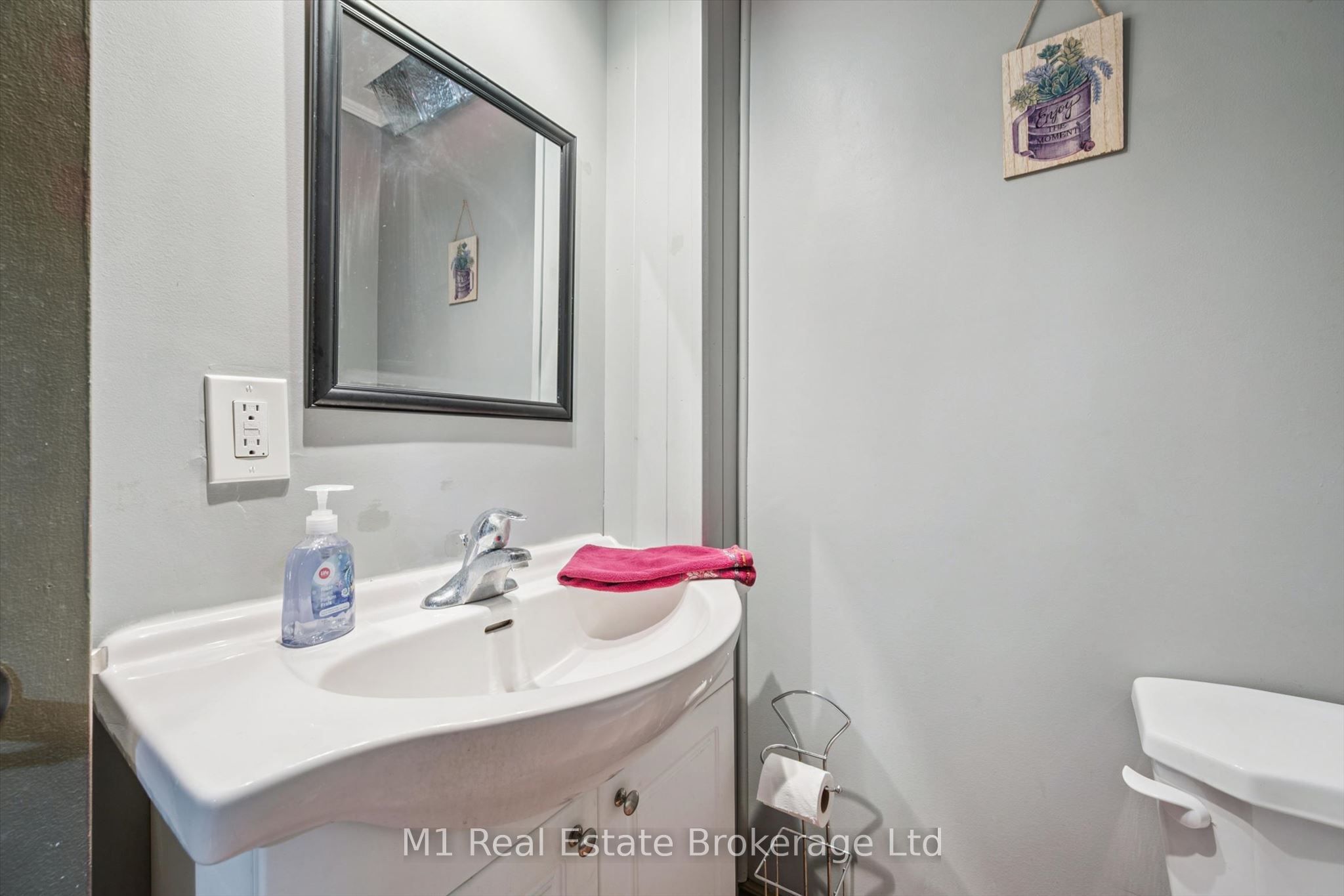 567 Willow Road Property Photo 33