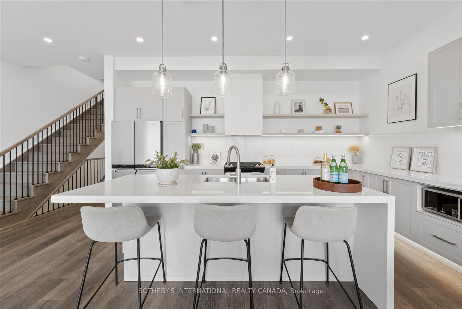 19 West St N Street 17 Property Photo 8