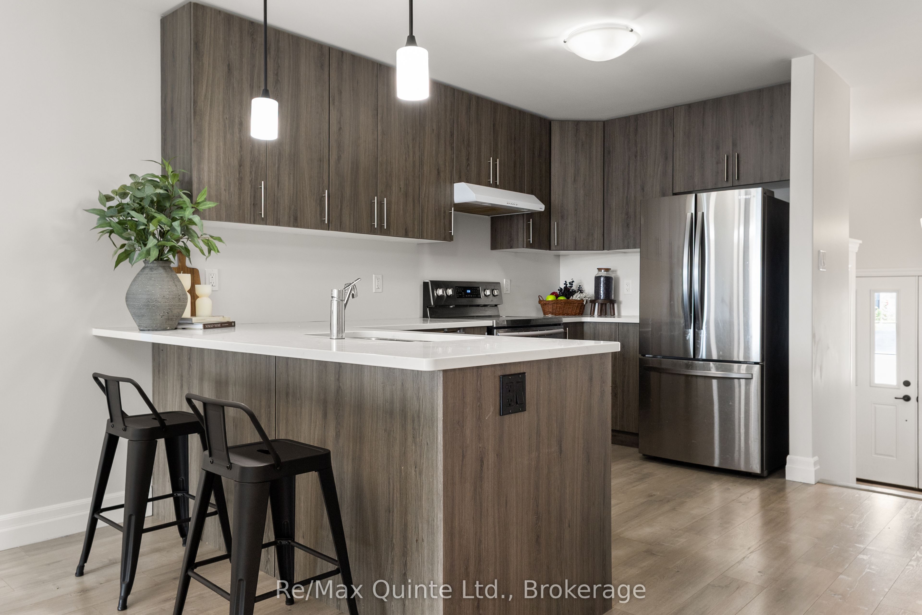 57 Hillside Meadow Drive Property Photo 13