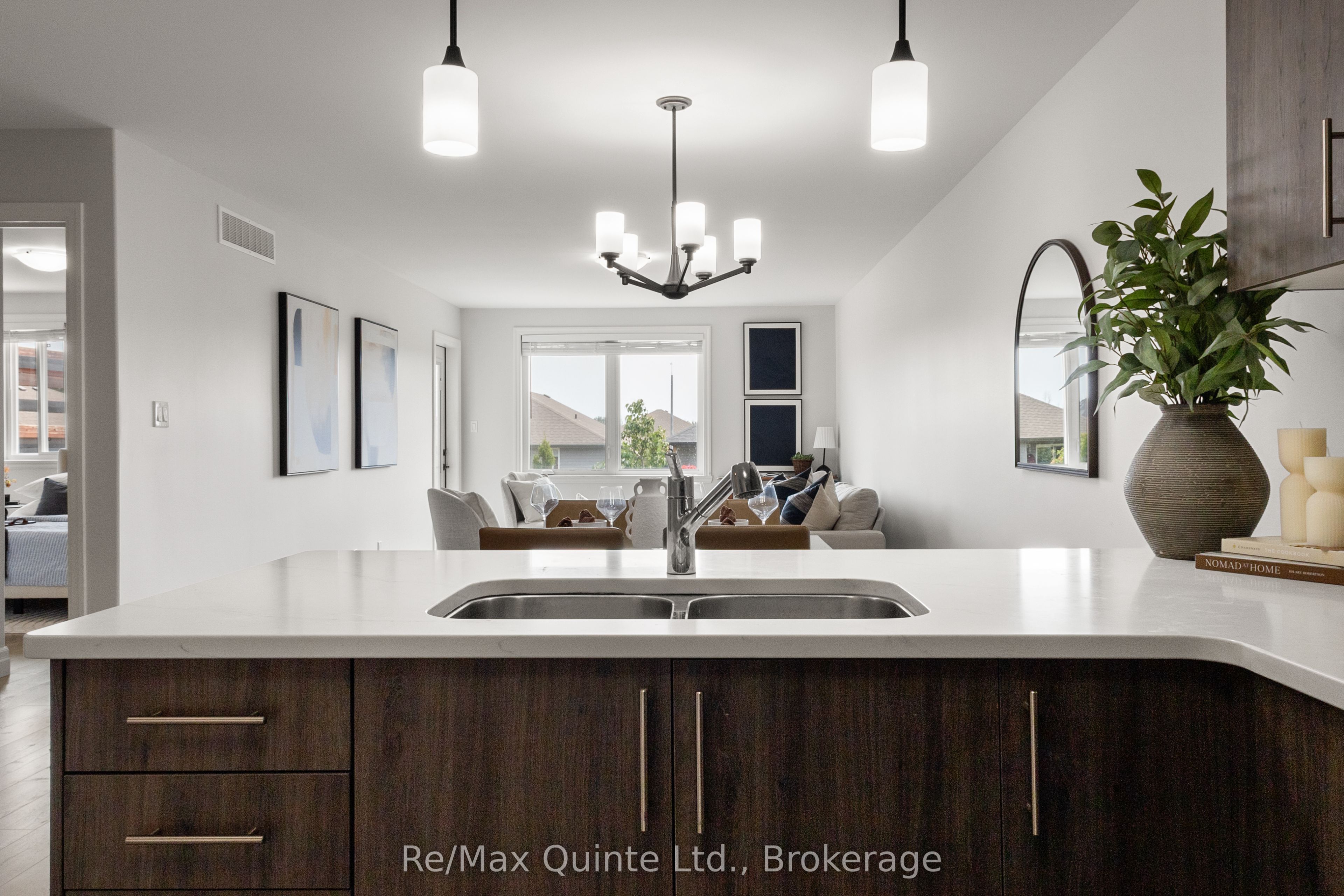57 Hillside Meadow Drive Property Photo 14