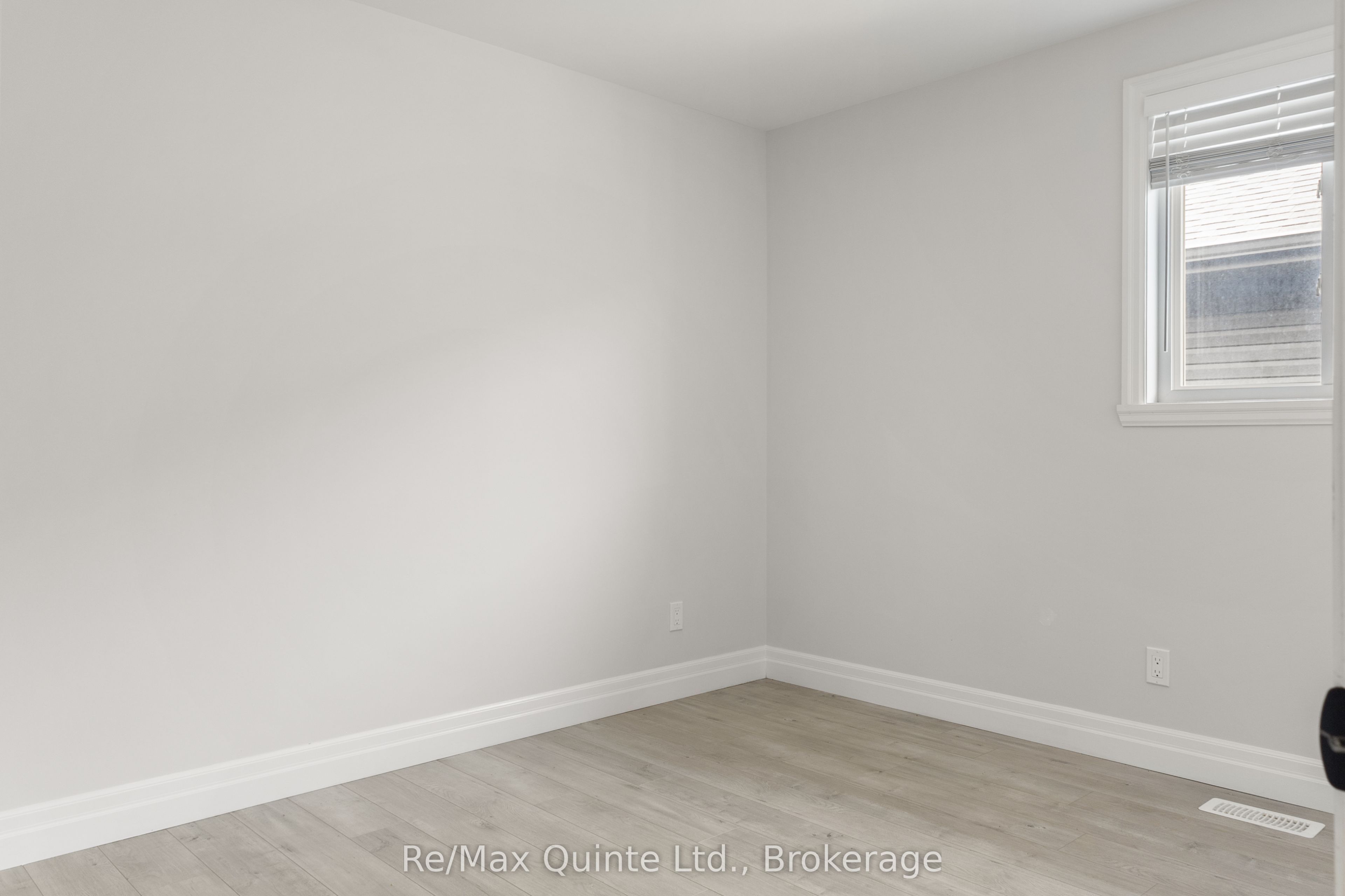 57 Hillside Meadow Drive Property Photo 32