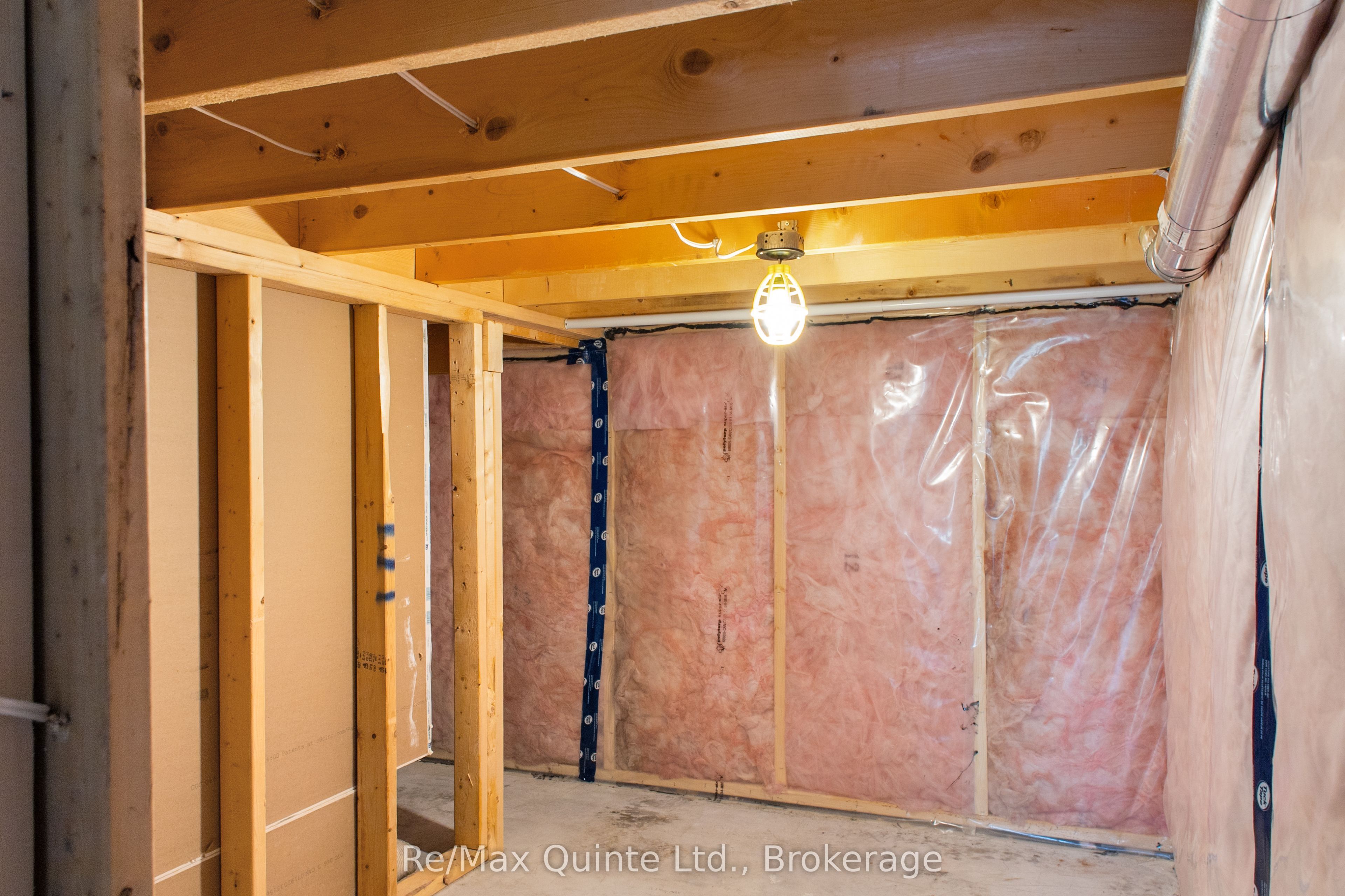57 Hillside Meadow Drive Property Photo 41