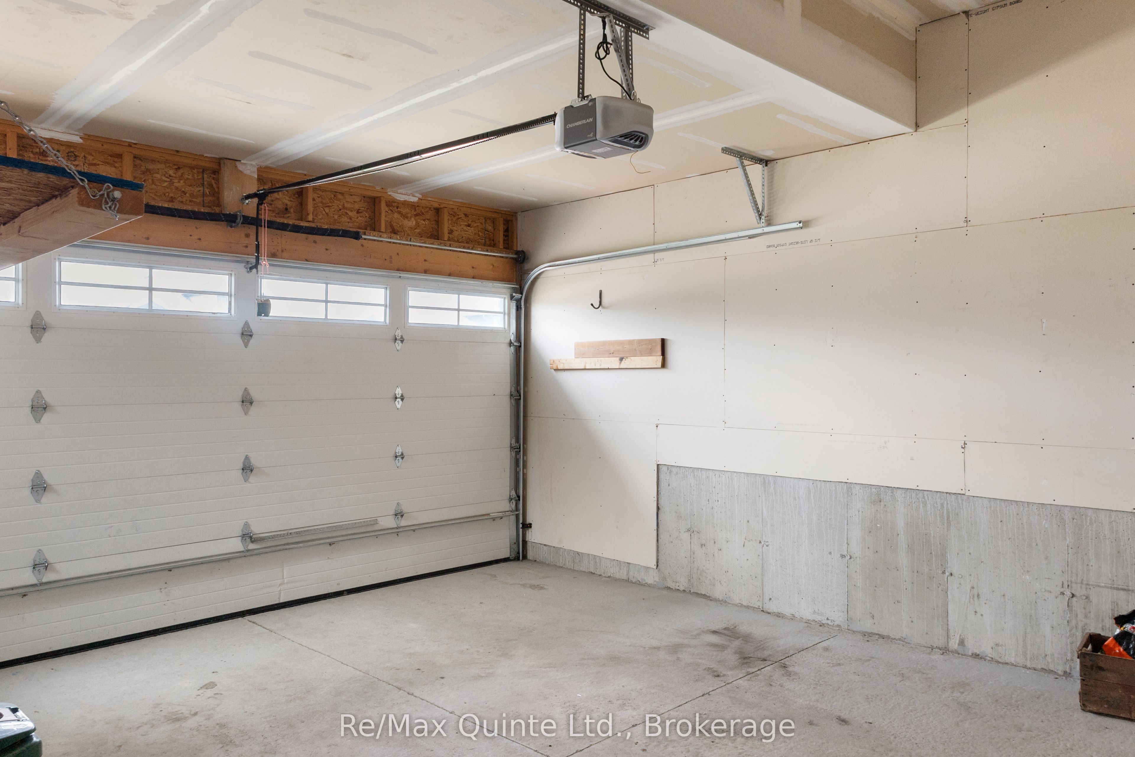 57 Hillside Meadow Drive Property Photo 43