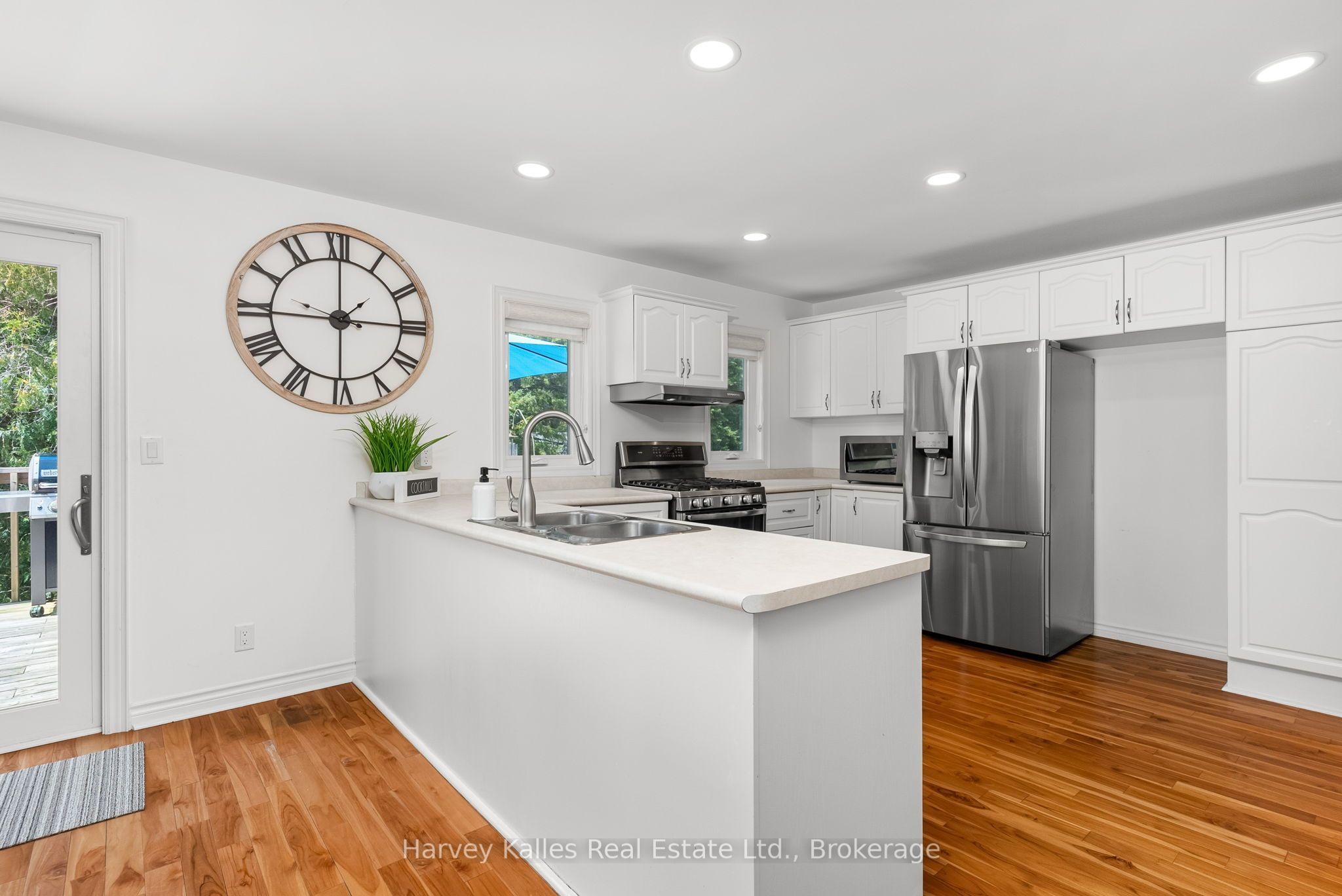 1061 Sawmill Lane Property Photo 18