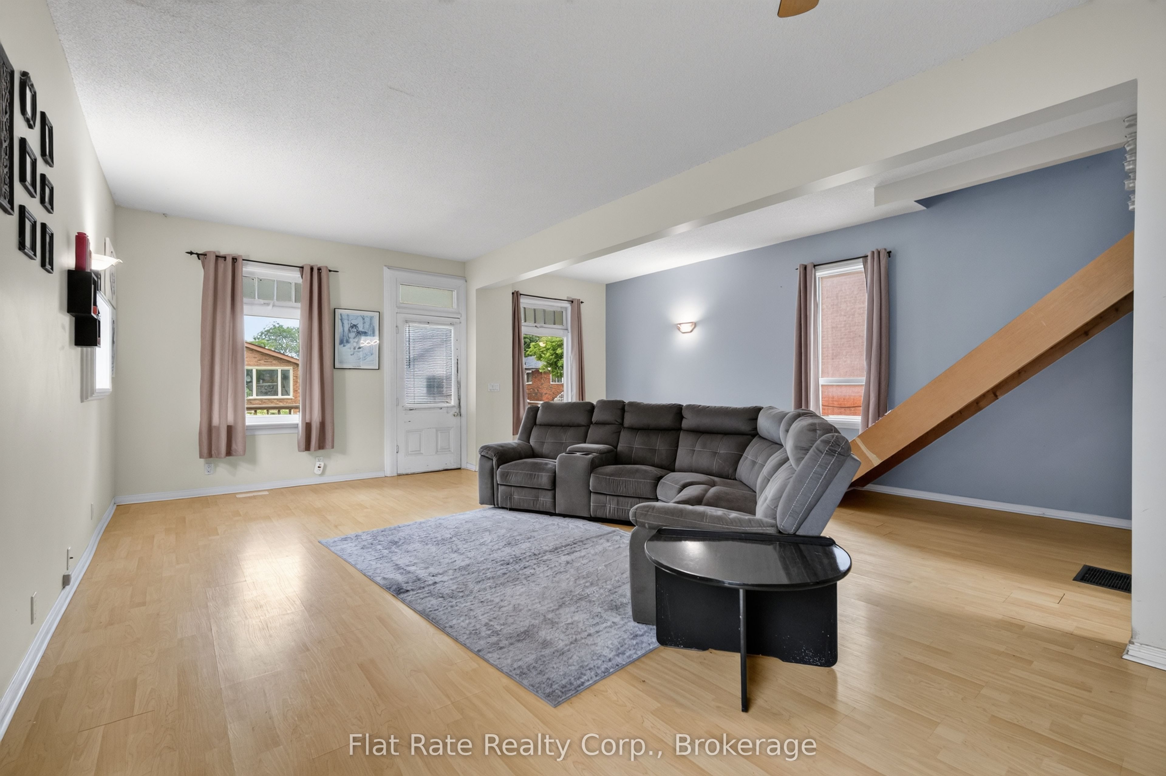 398 Edison Avenue Property Photo 4