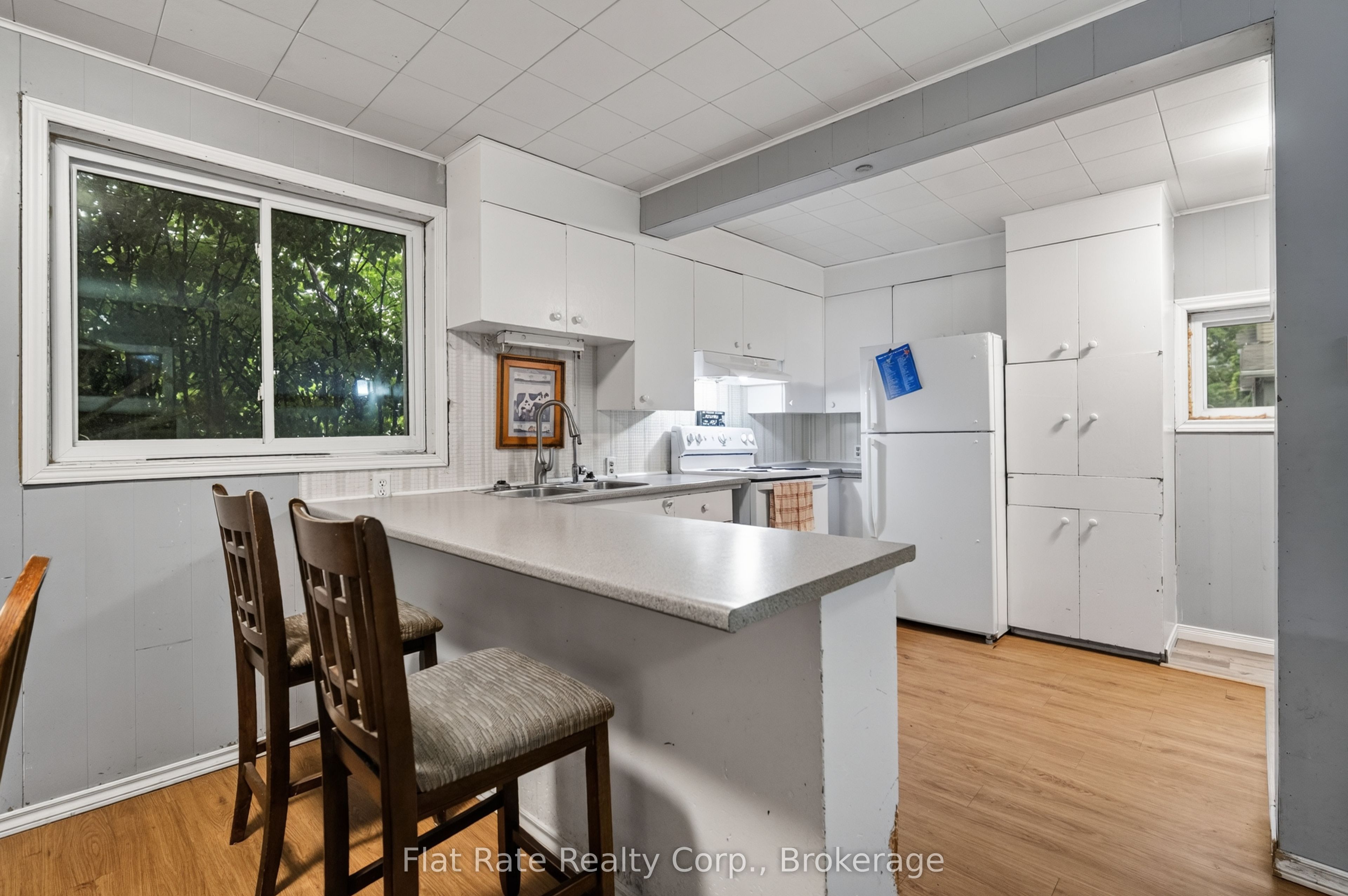 398 Edison Avenue Property Photo 9