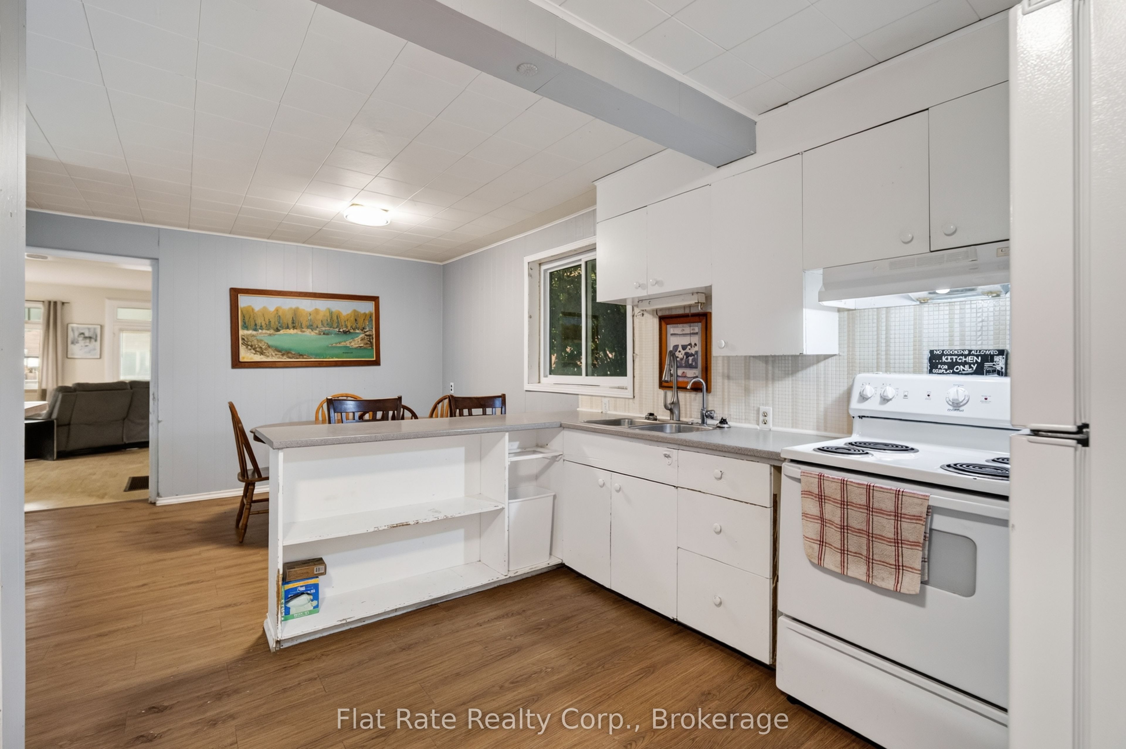 398 Edison Avenue Property Photo 11
