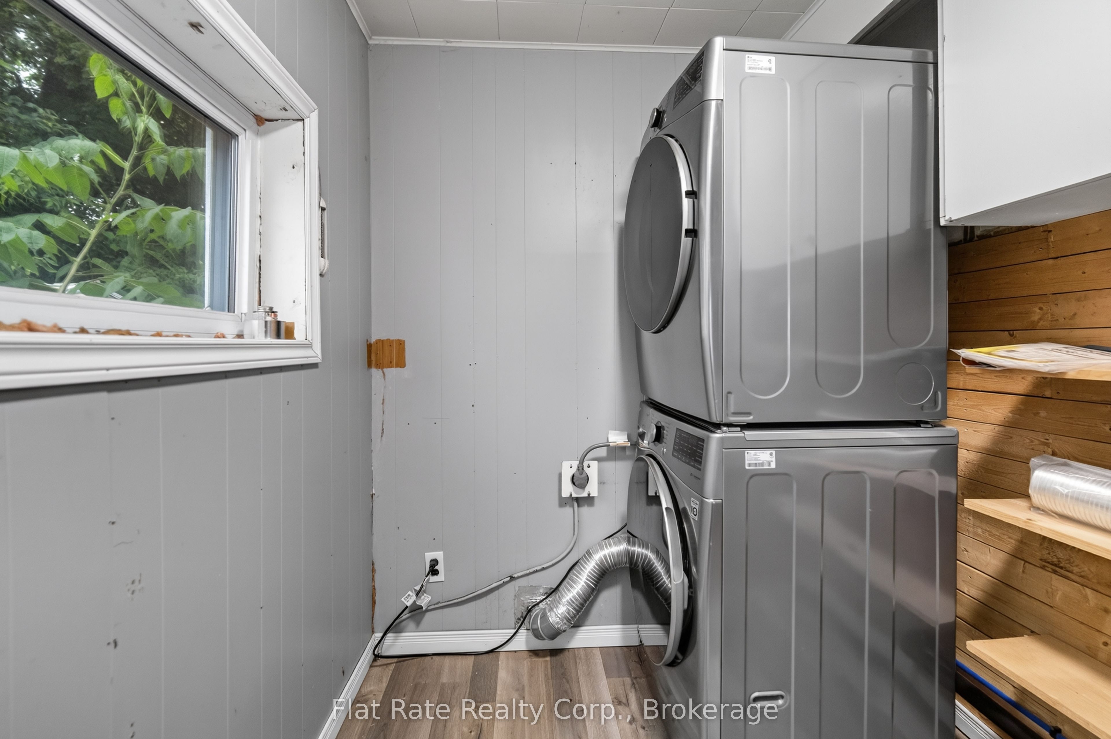 398 Edison Avenue Property Photo 14