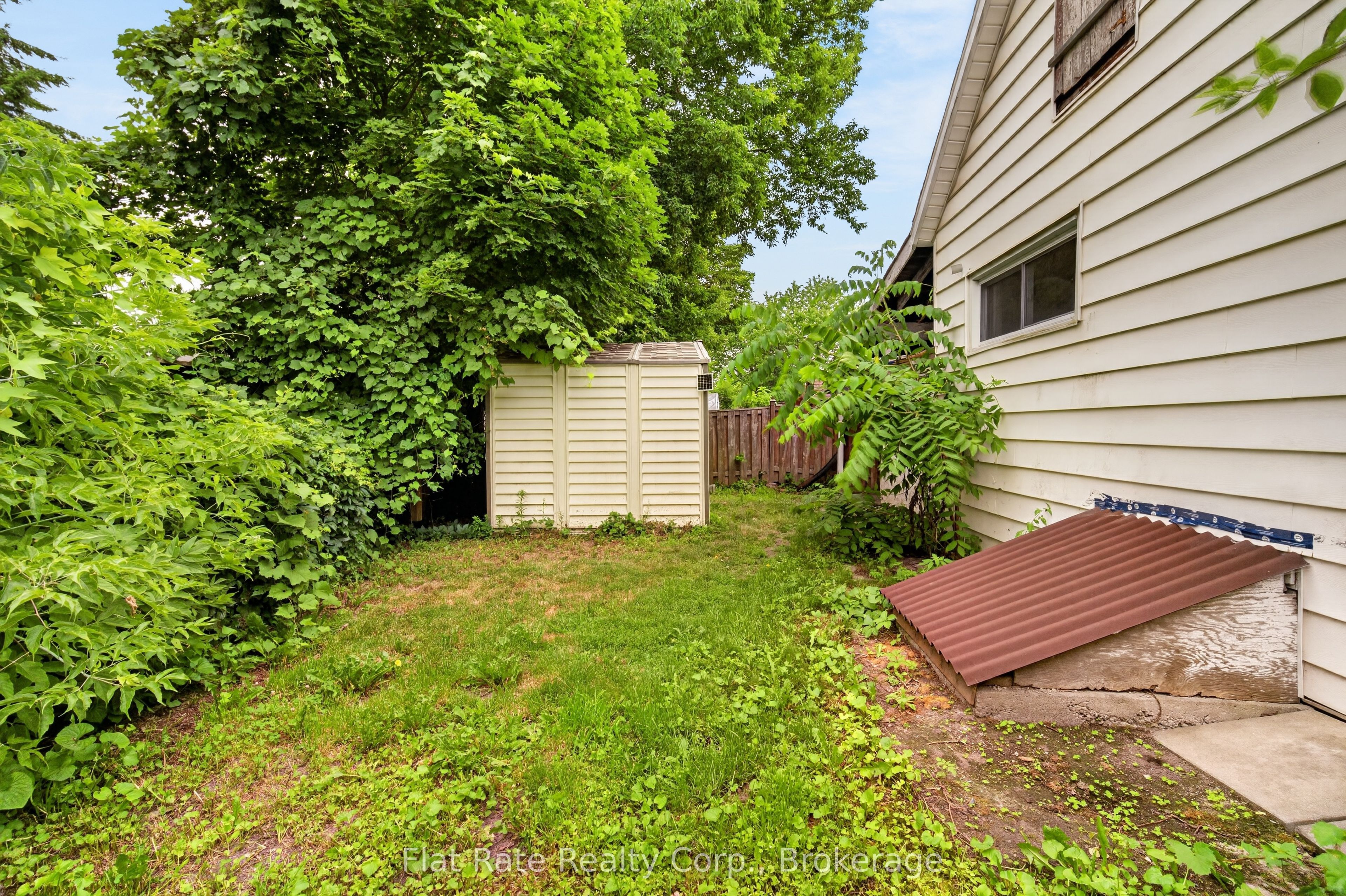 398 Edison Avenue Property Photo 31