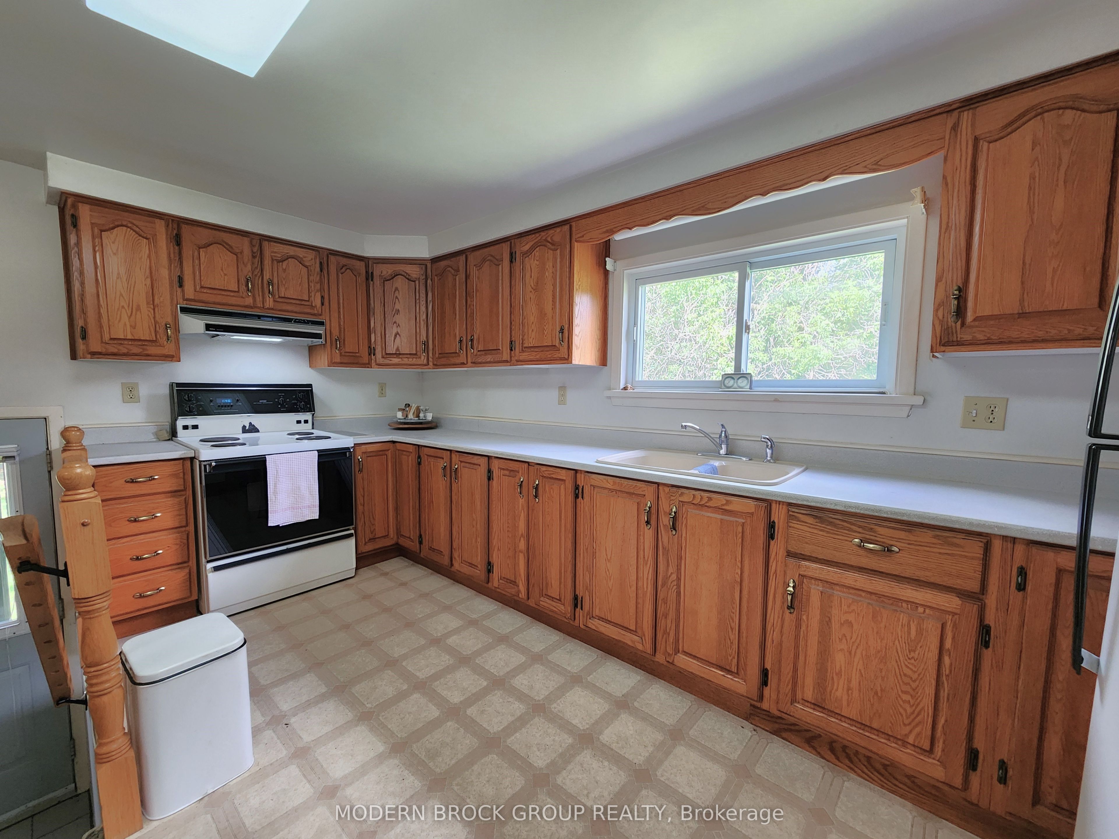 70 Victoria Road Property Photo 10