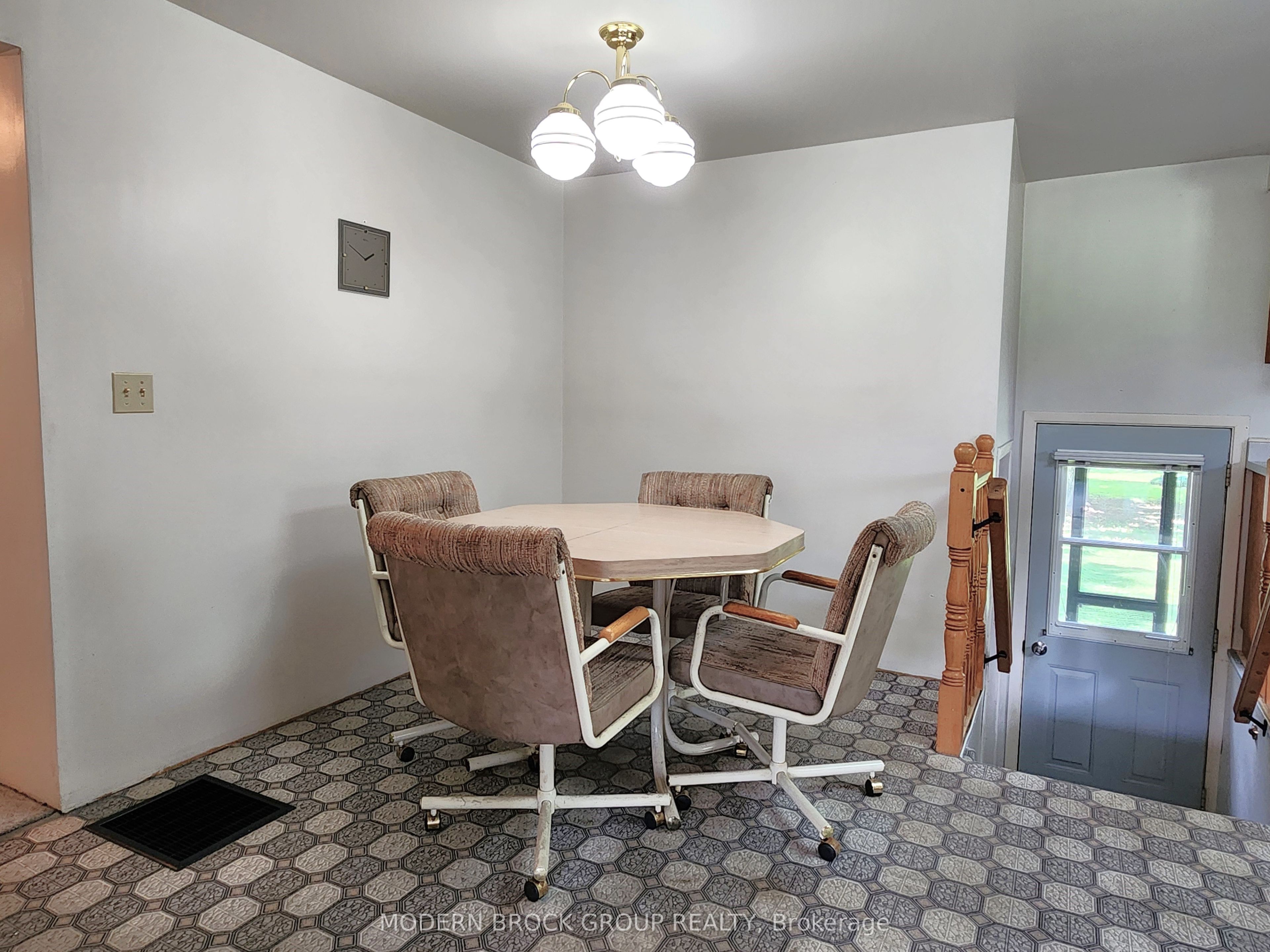 70 Victoria Road Property Photo 15
