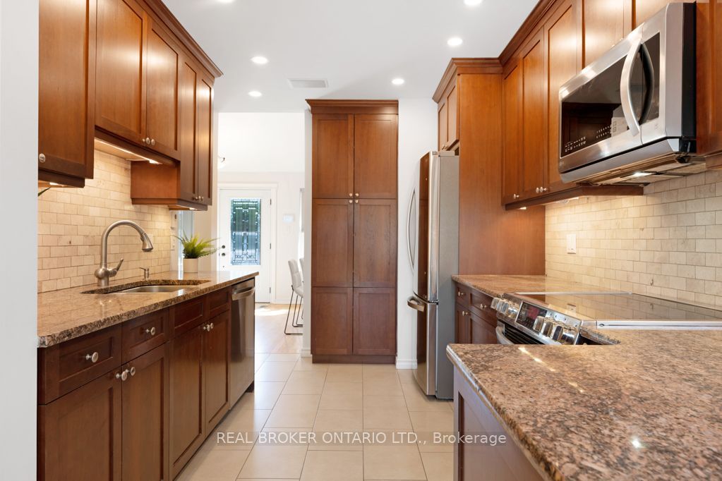 26 Greenboro Crescent Property Photo 15