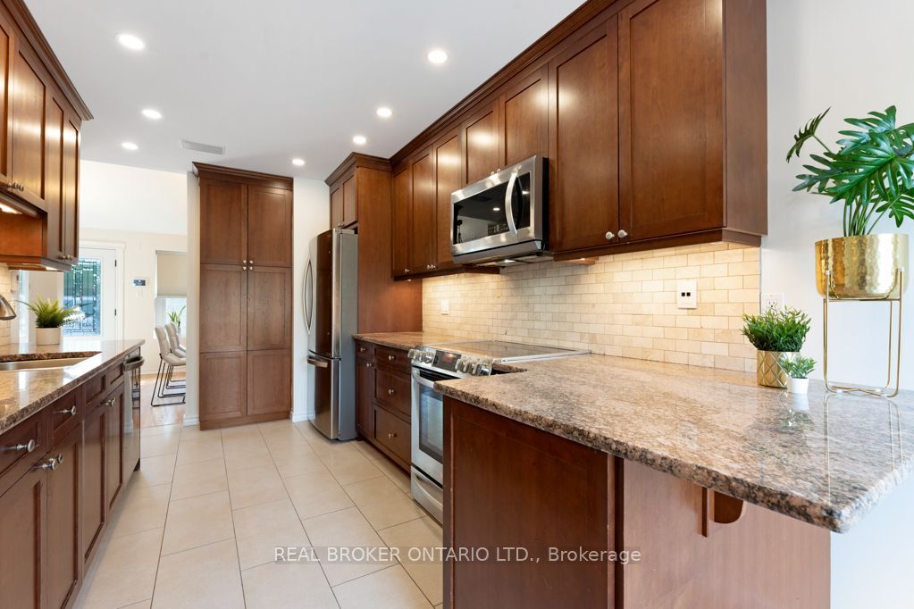 26 Greenboro Crescent Property Photo 16