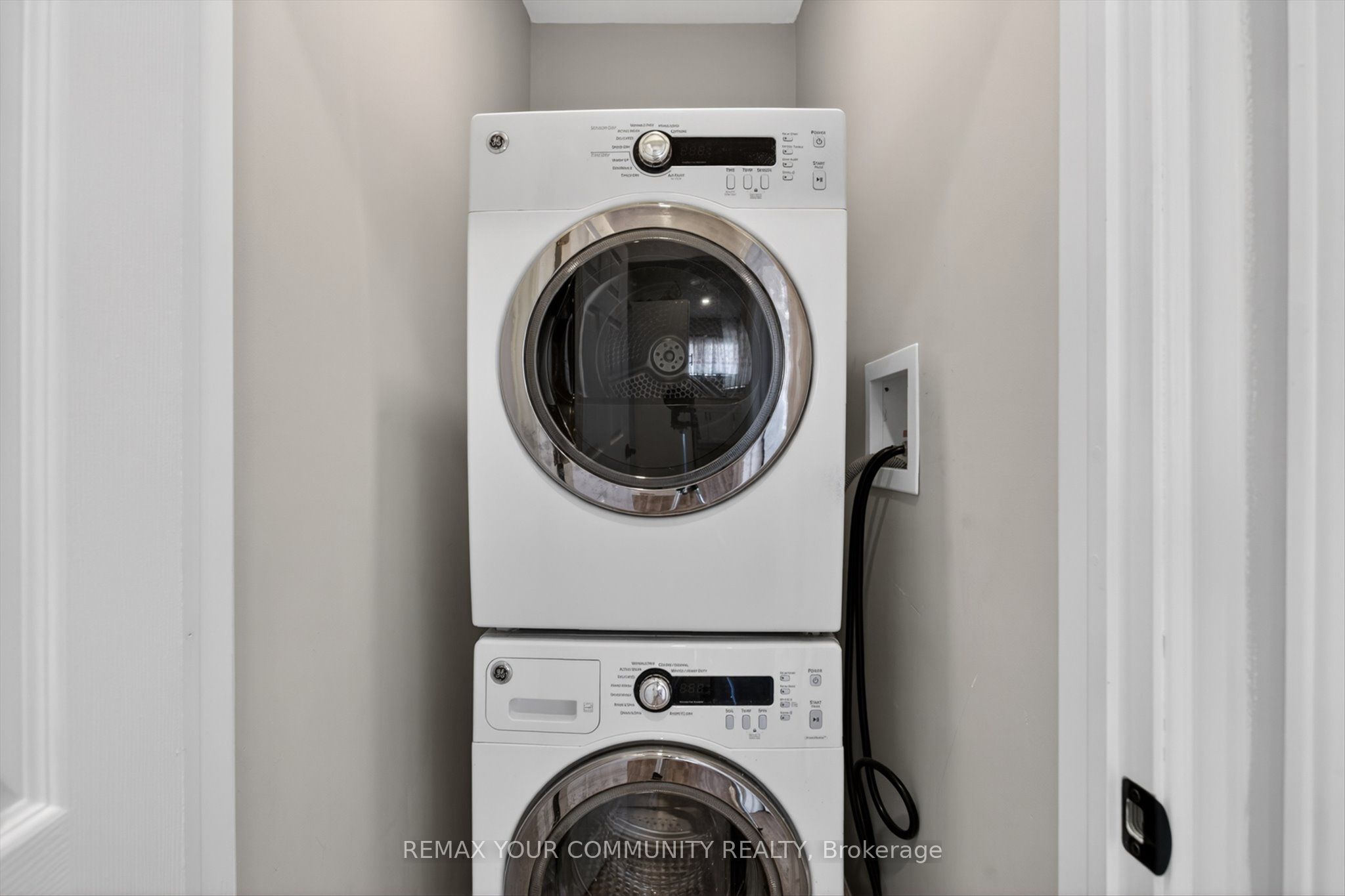 426 Wolsely Street Property Photo 18