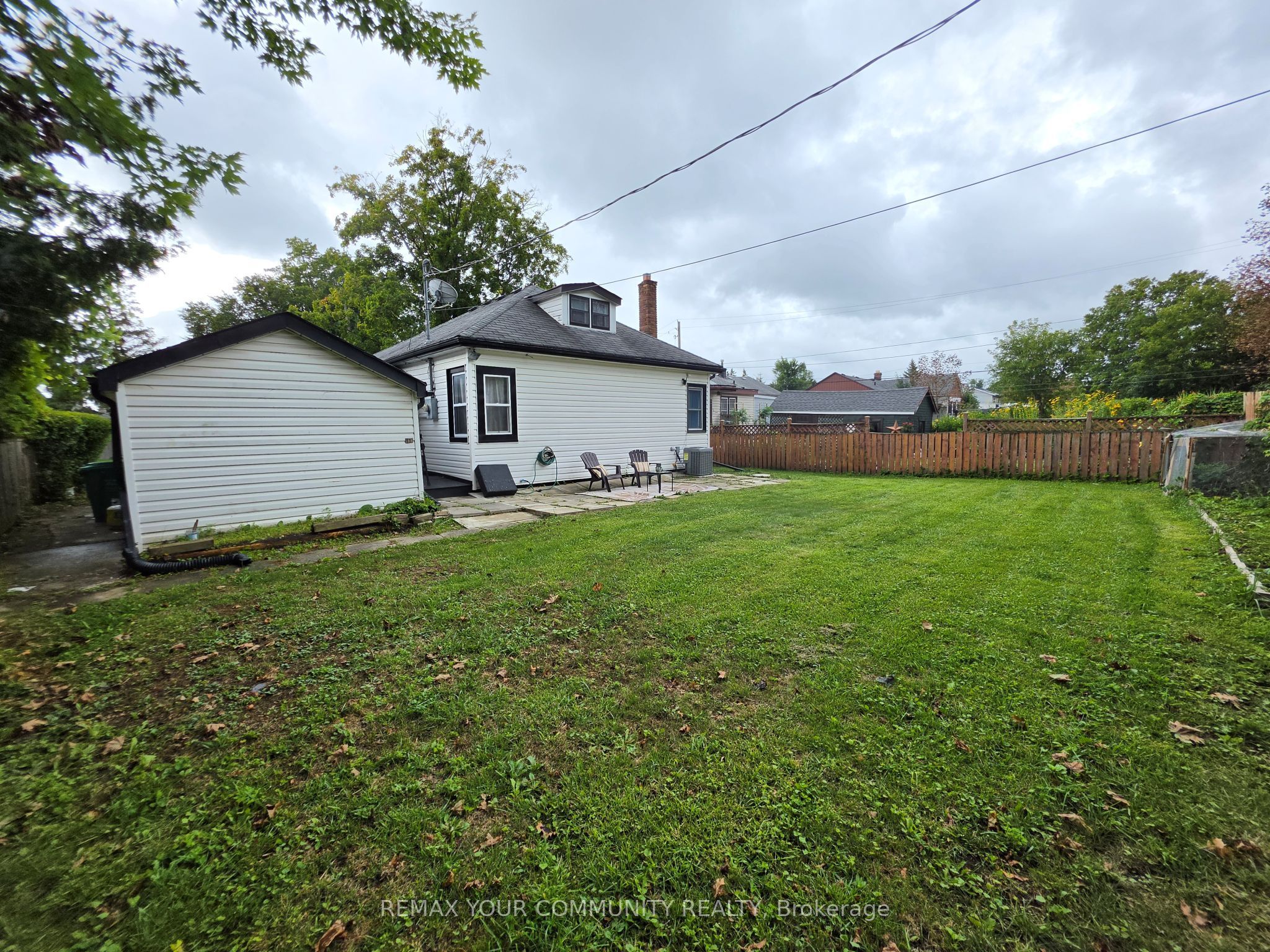 426 Wolsely Street Property Photo 22