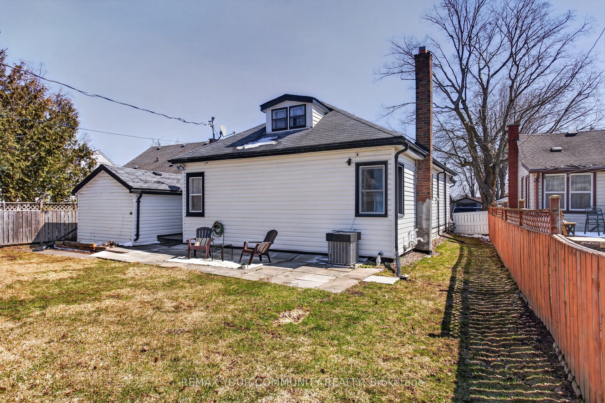 426 Wolsely Street Property Photo 23