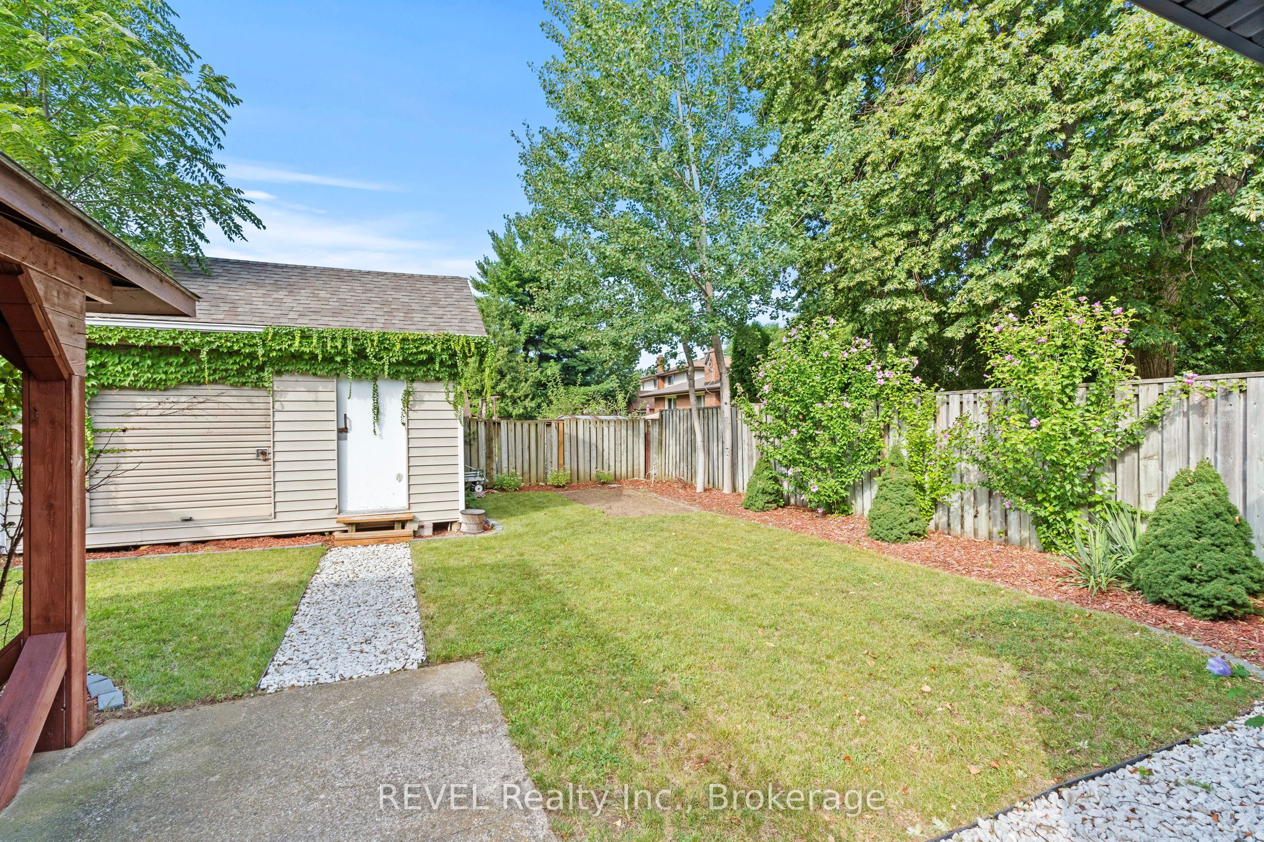 28 Black Knight Road Property Photo 40