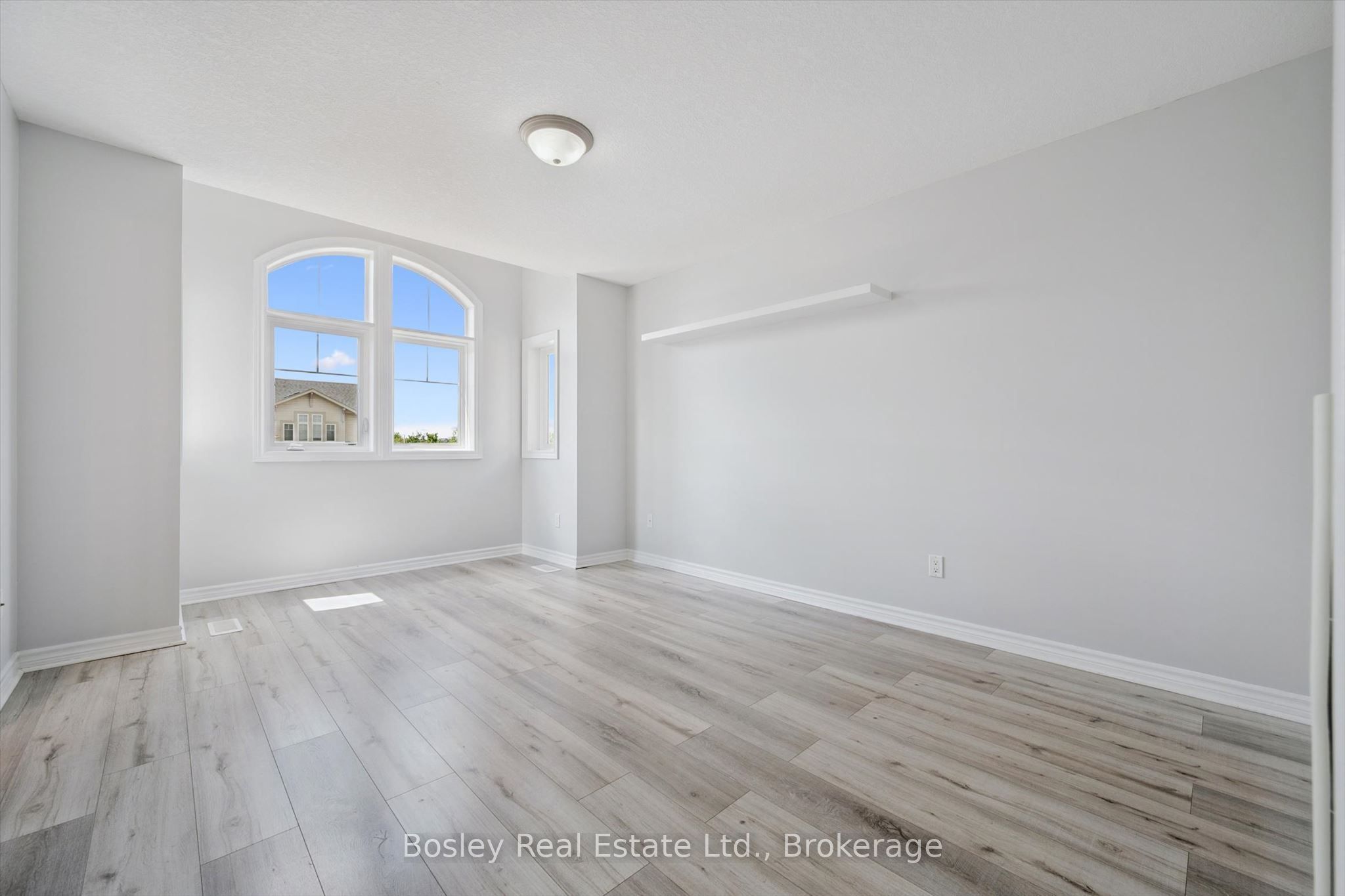 4 Pearson Street Property Photo 25