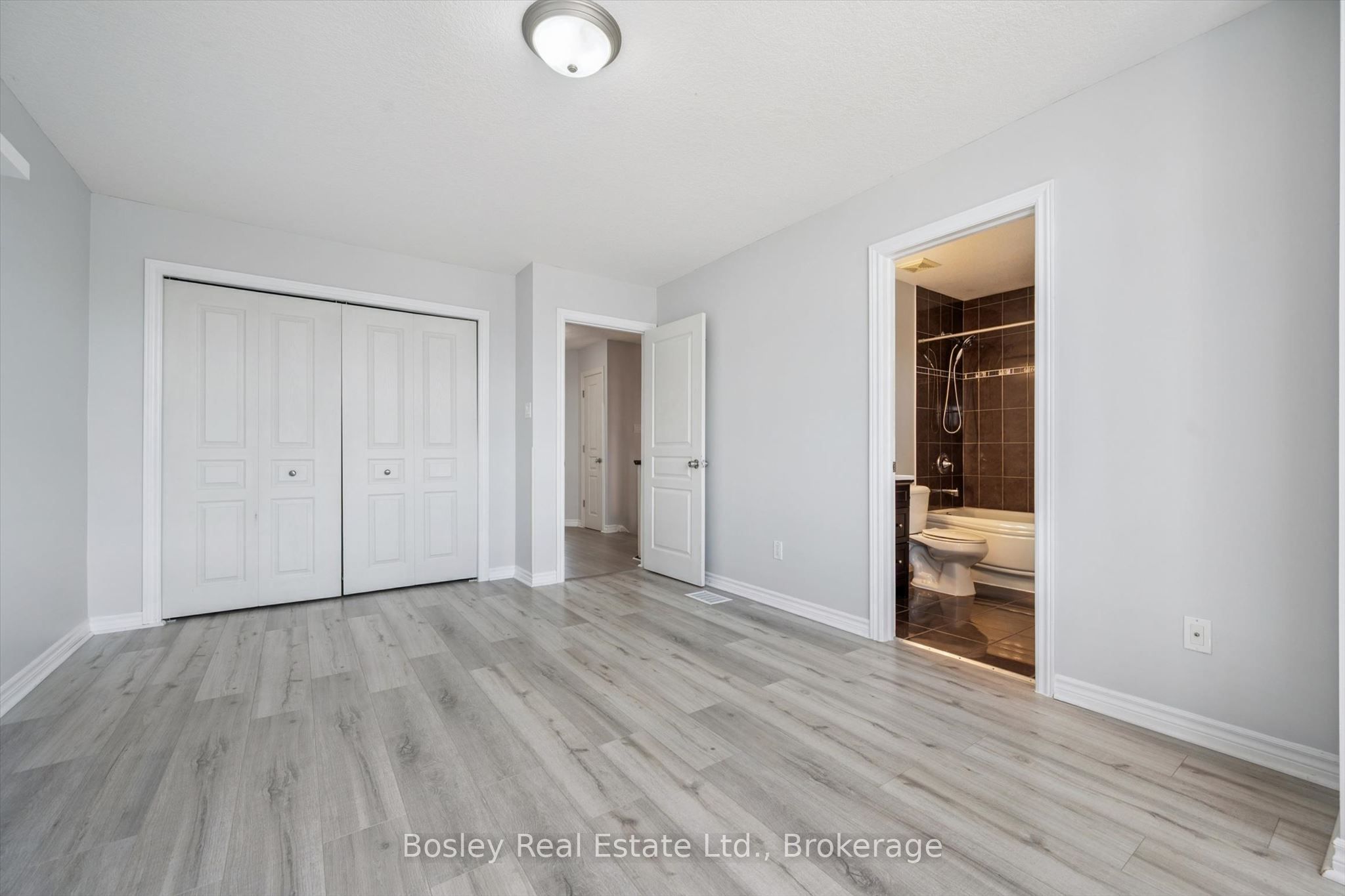 4 Pearson Street Property Photo 27