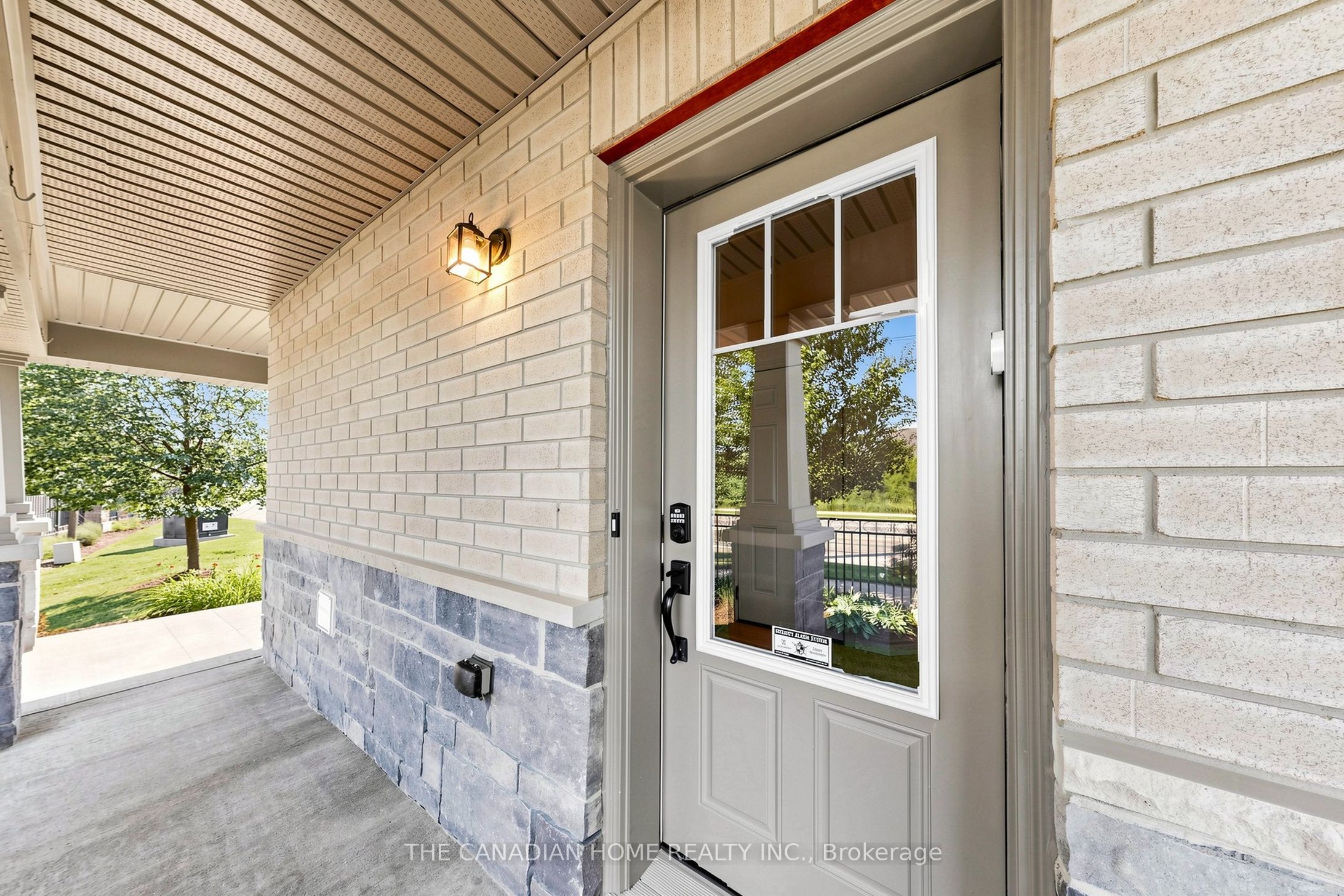 51 Arlington Crescent Property Photo 6