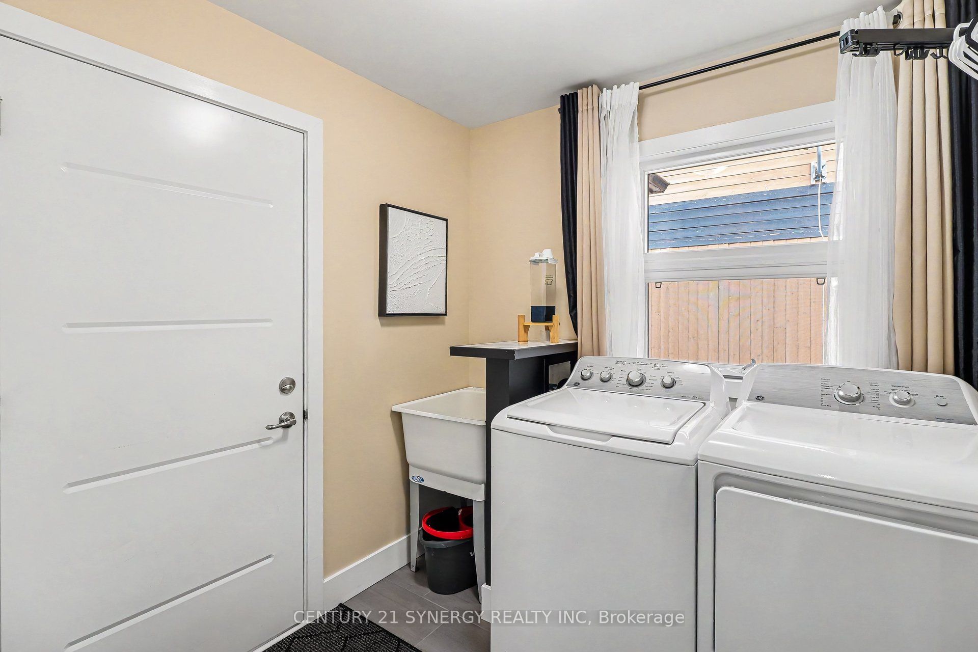 754 Saint Joseph Street Property Photo 31