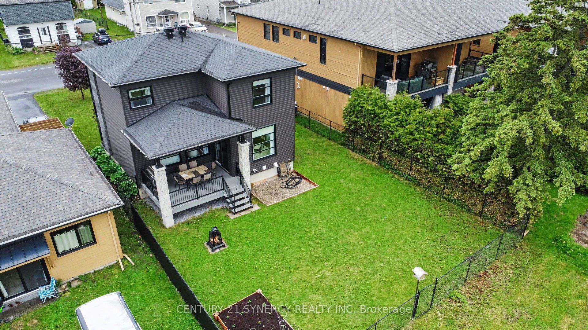754 Saint Joseph Street Property Photo 45