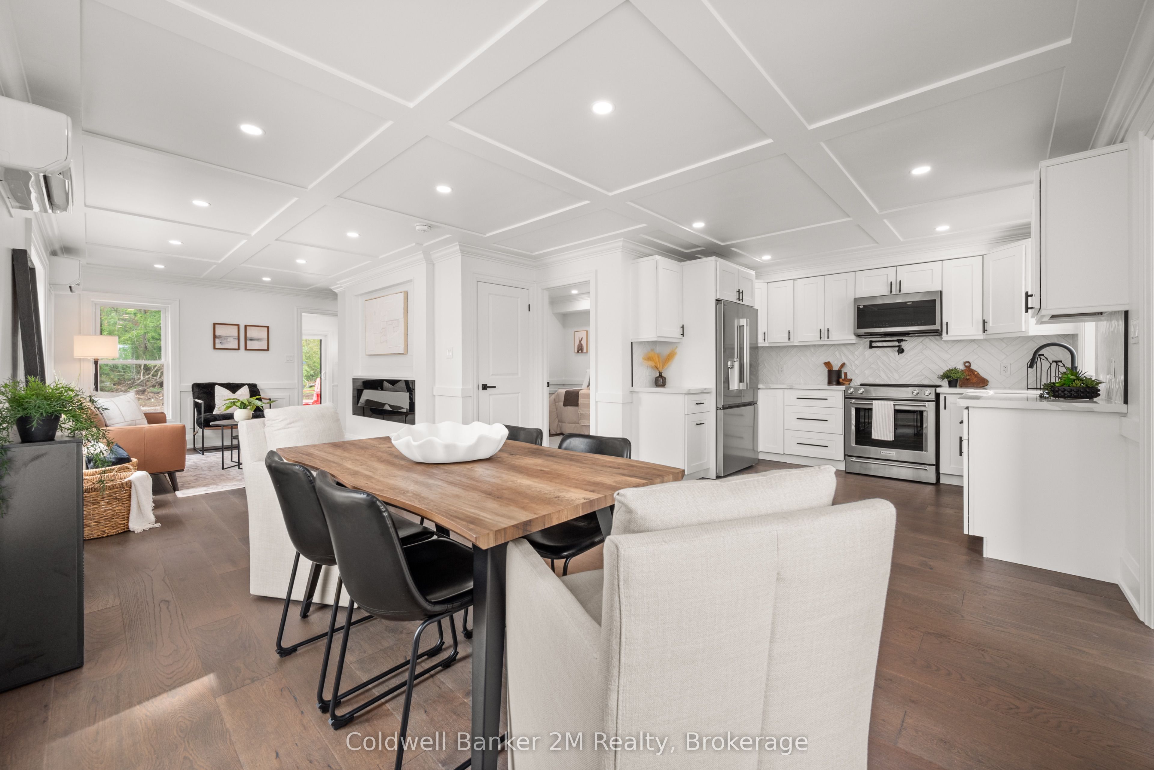 64 Head Street Property Photo 10