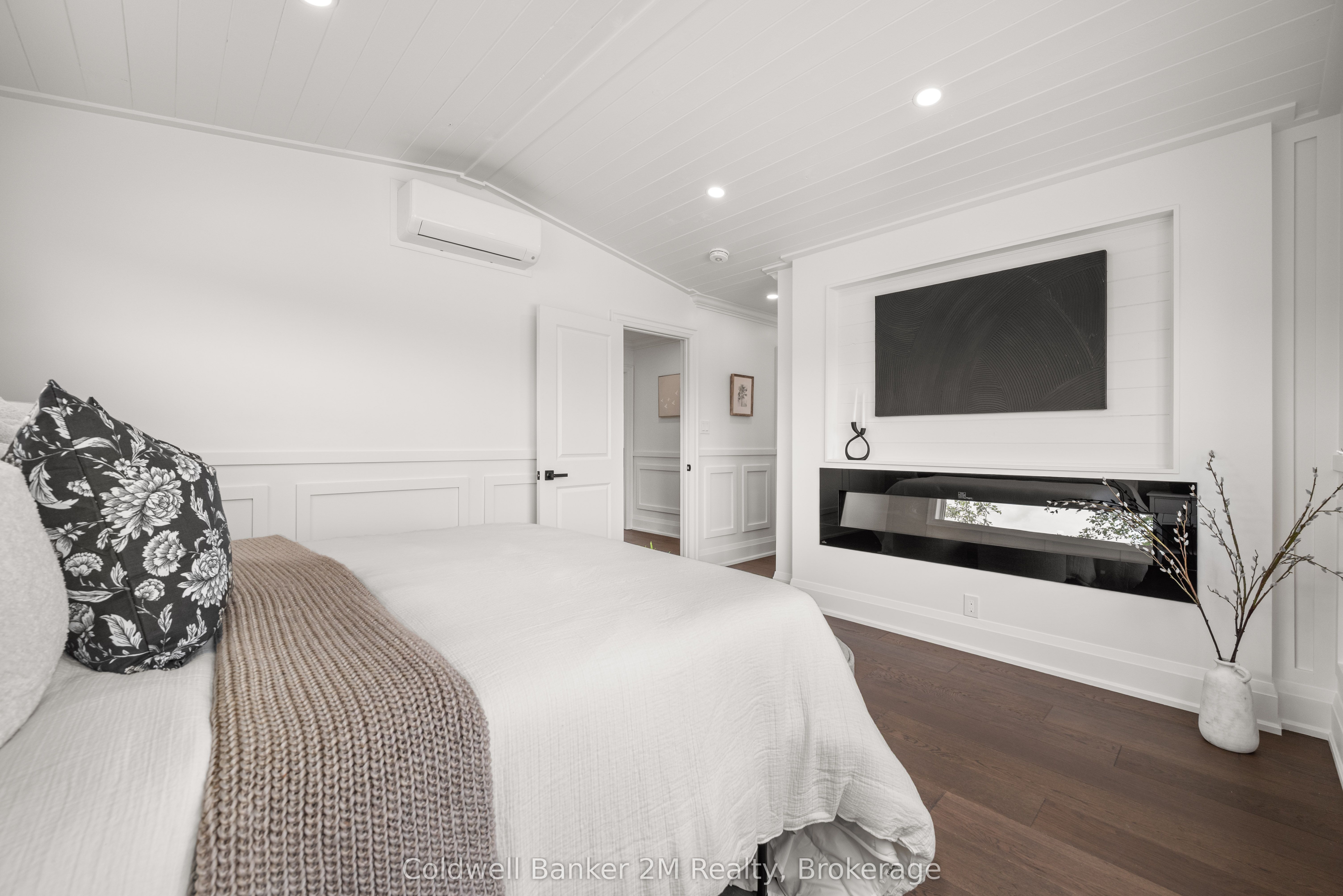 64 Head Street Property Photo 31